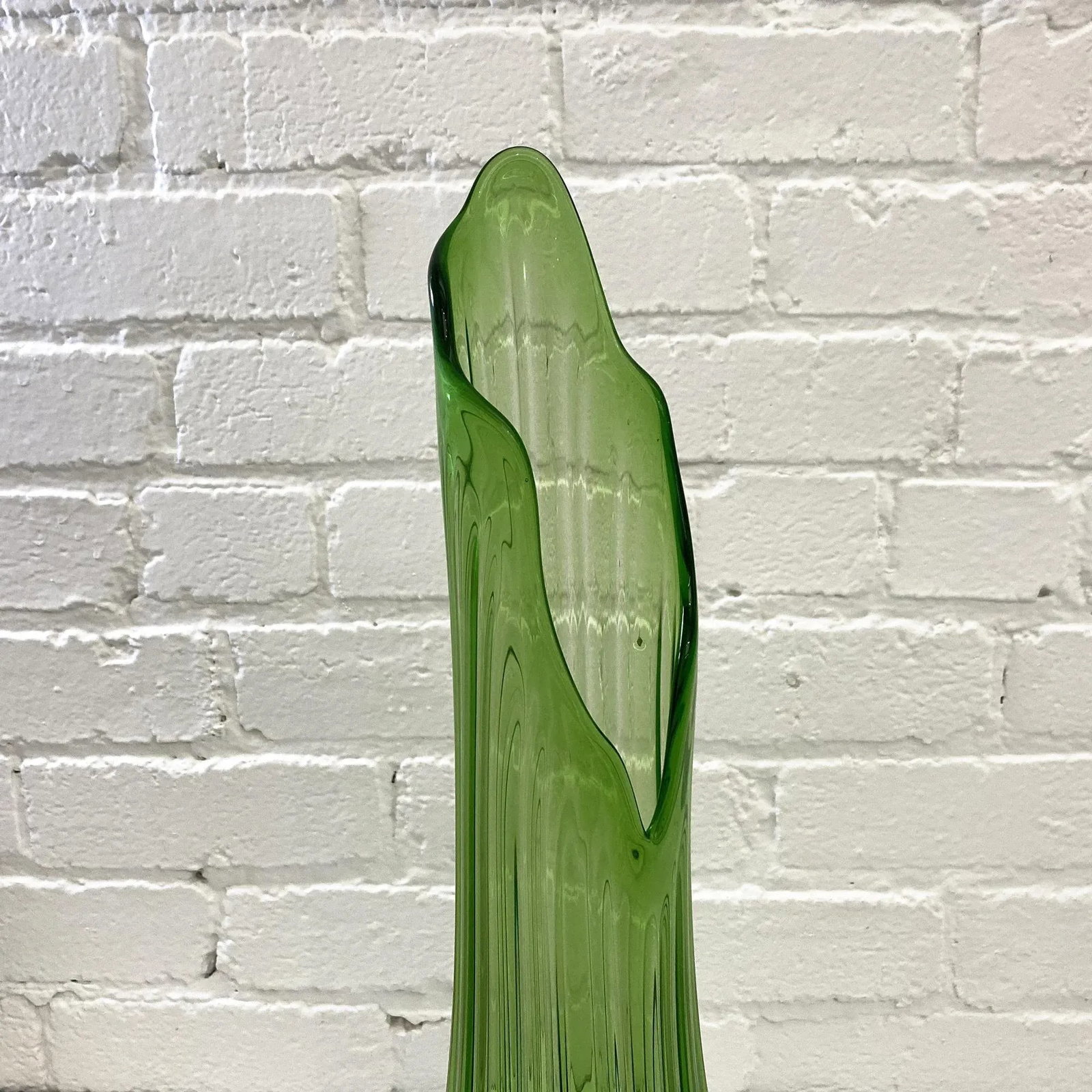 Vintage 1960s Viking Green Floor Vase, Ribbed Blown Glass Vase - 4