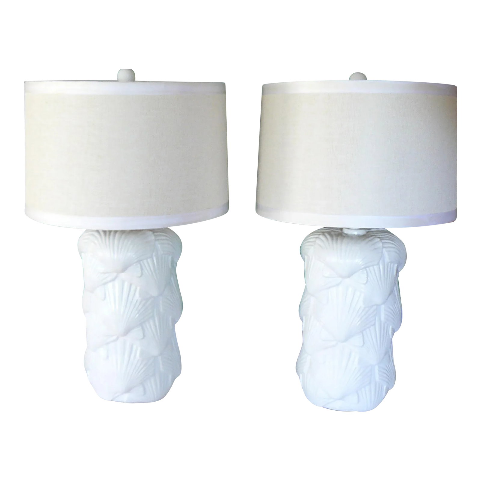 1970s Fine Art Lamps in the Style of Tommaso Barbi - a Pair: Beautiful pair of 1970s plaster clamshell lamps by Fine Arts Lamps of Hialeah, FL in the style of Tommaso Barbi. Freshly lacquered in clean white, with original wooden finials, also lacquered. A pair 