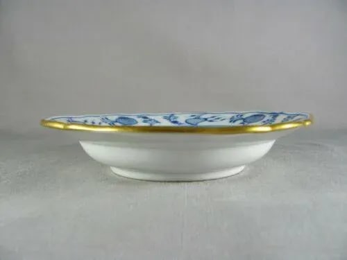 Antique German Meissen Oven and Porcelain Manufactory (Carl Teichert) Blue Onion Gold Trim Bread Pla - 2