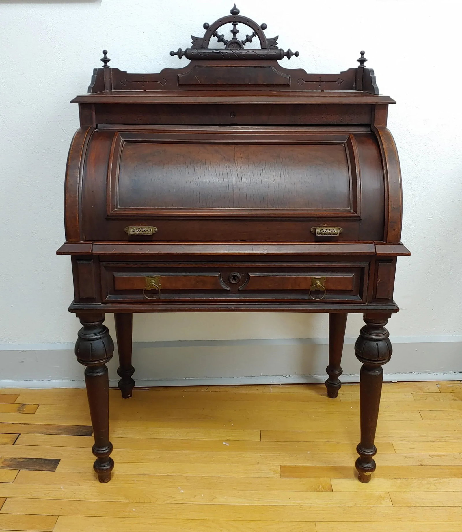 Antique 19th Century Mahogany Renaissance Revival Banker's Cylinder Secretary Desk - 13