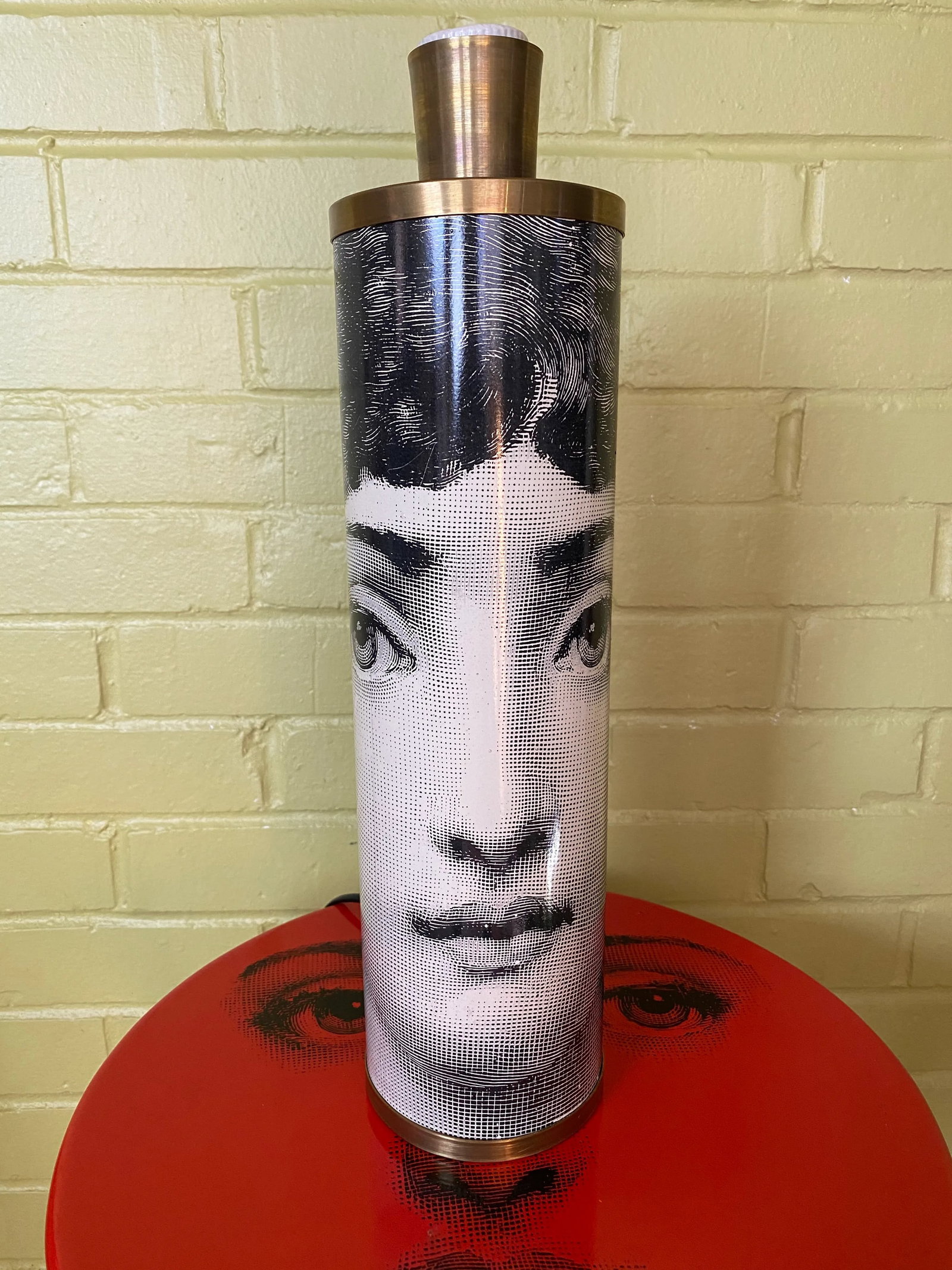 Piero Fornasetti Lina Face Table Lamp EU Wired - 10