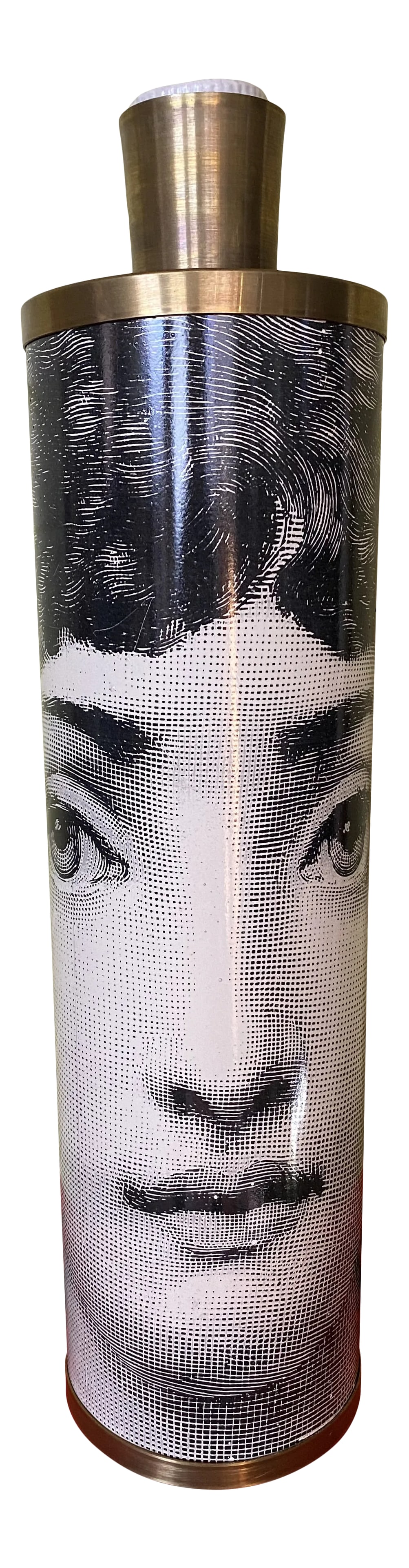 Piero Fornasetti Lina Face Table Lamp EU Wired: Incredible Fornasetti table lamp With graphic of Lina face. This is just a pretty lamp to look at. It has European wiring that will have to be converted to American. The switch is on the cord. The