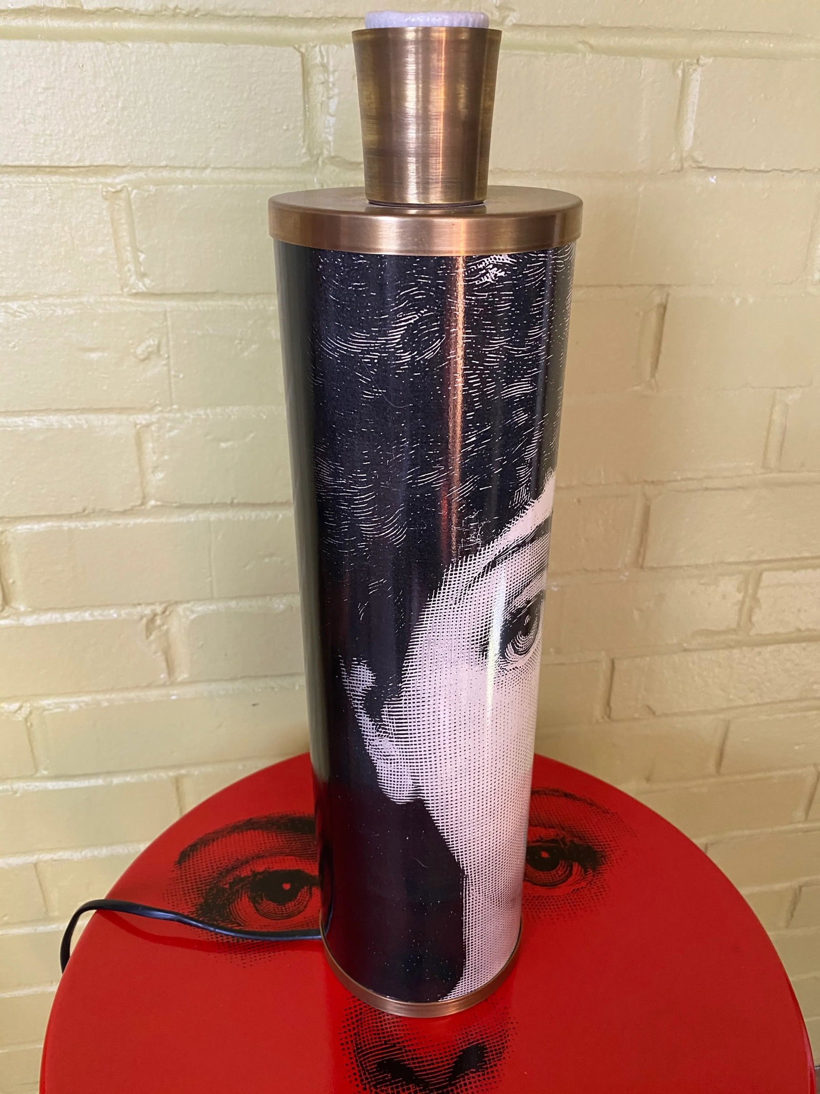 Piero Fornasetti Lina Face Table Lamp EU Wired - 5