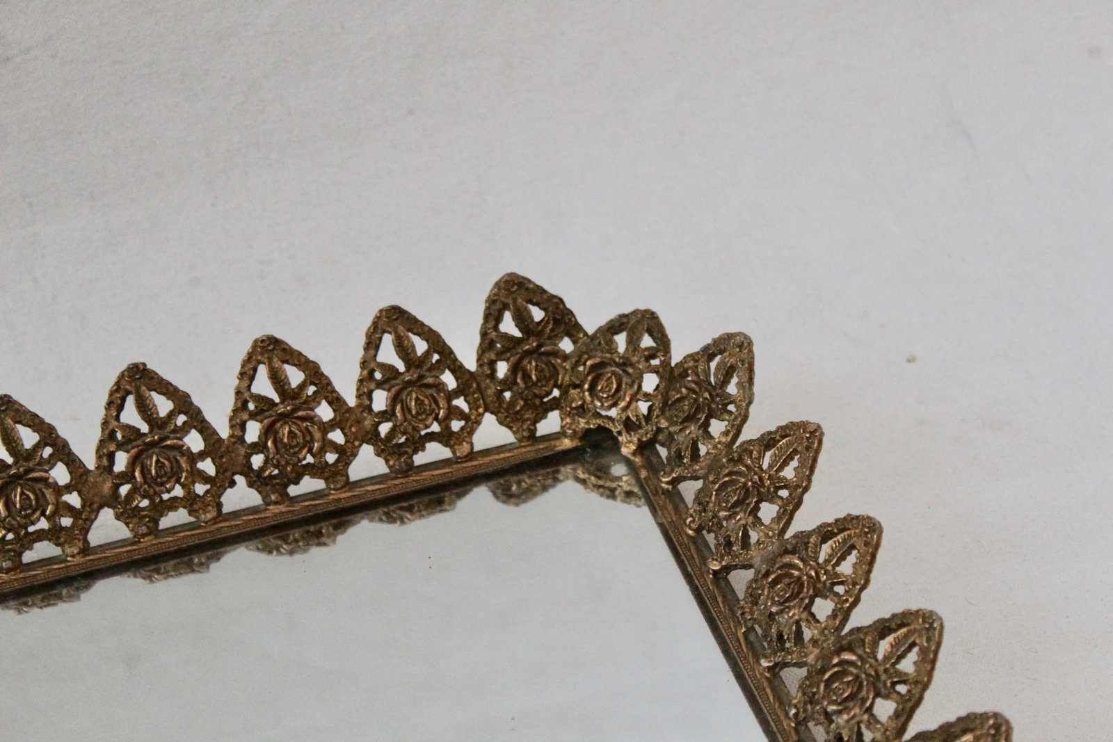 Vintage Mid Century Extra Large Gold Brass Finish Rectangular Mirror Vanity Tray Roses Hearts Detail - 3