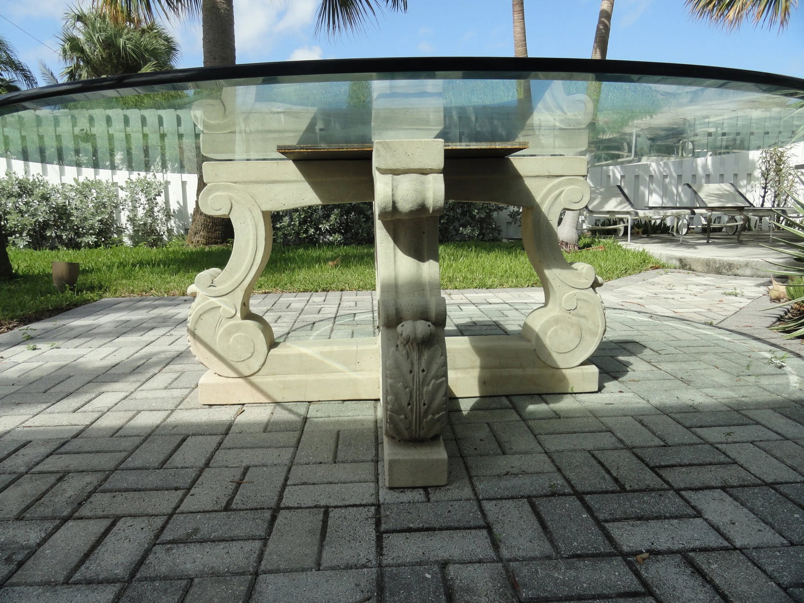1980s Neoclassical Michael Taylor Four-Lyre Concrete Table Base - 9