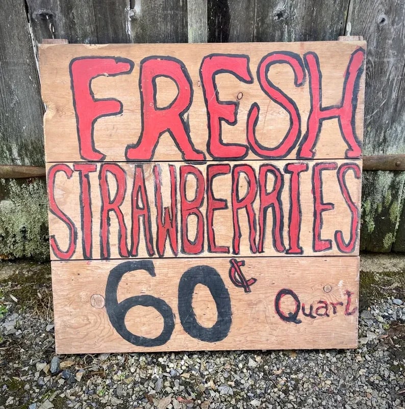 1940s Antique Rustic Hand Painted Jersey Farm Stand Strawberries Sign - 2