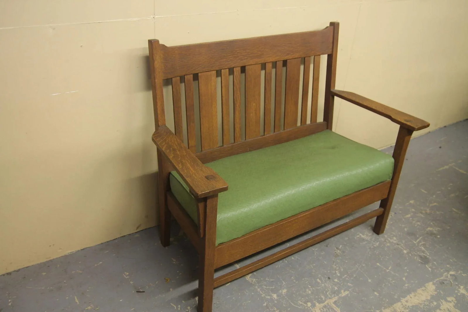 Antique Arts and Crafts Settle by Harden - 3