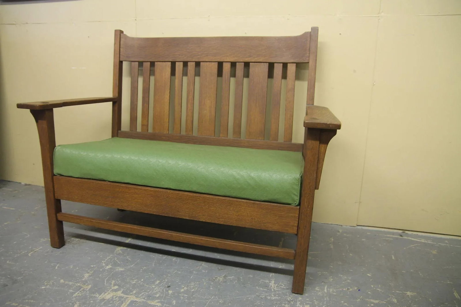 Antique Arts and Crafts Settle by Harden - 7