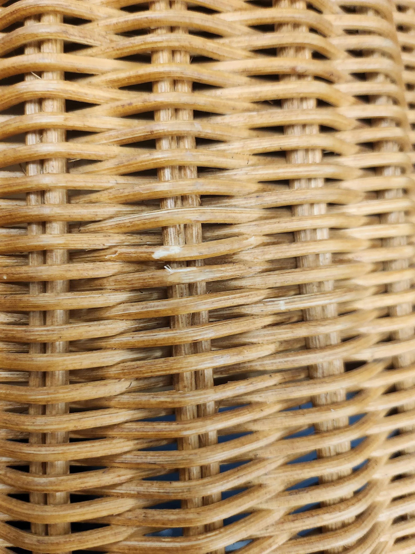 1980s Wicker Ghost Table - 7
