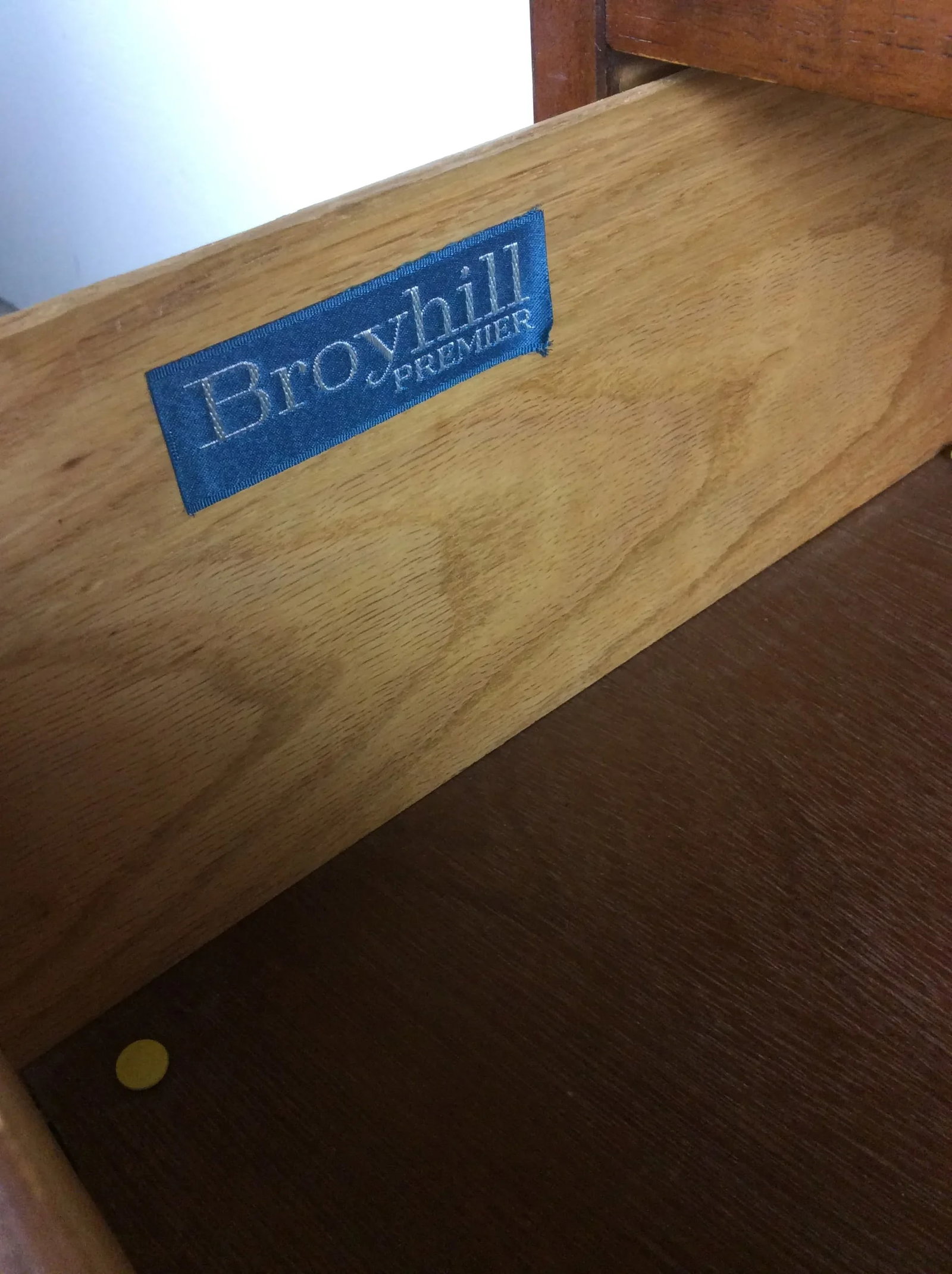 Mid Century Modern Broyhill Sculpture Highboy Dresser - 10