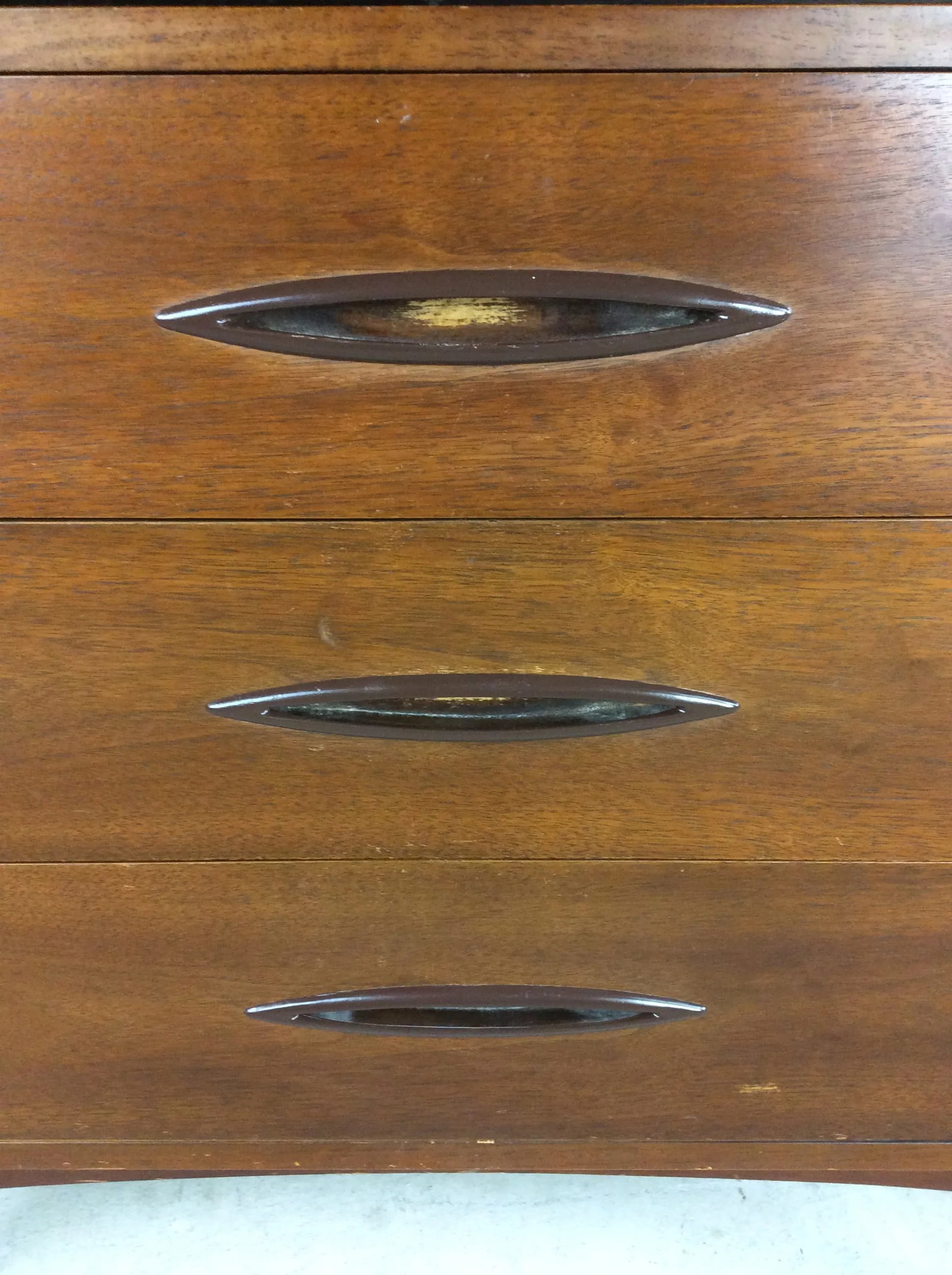 Mid Century Modern Broyhill Sculpture Highboy Dresser - 5