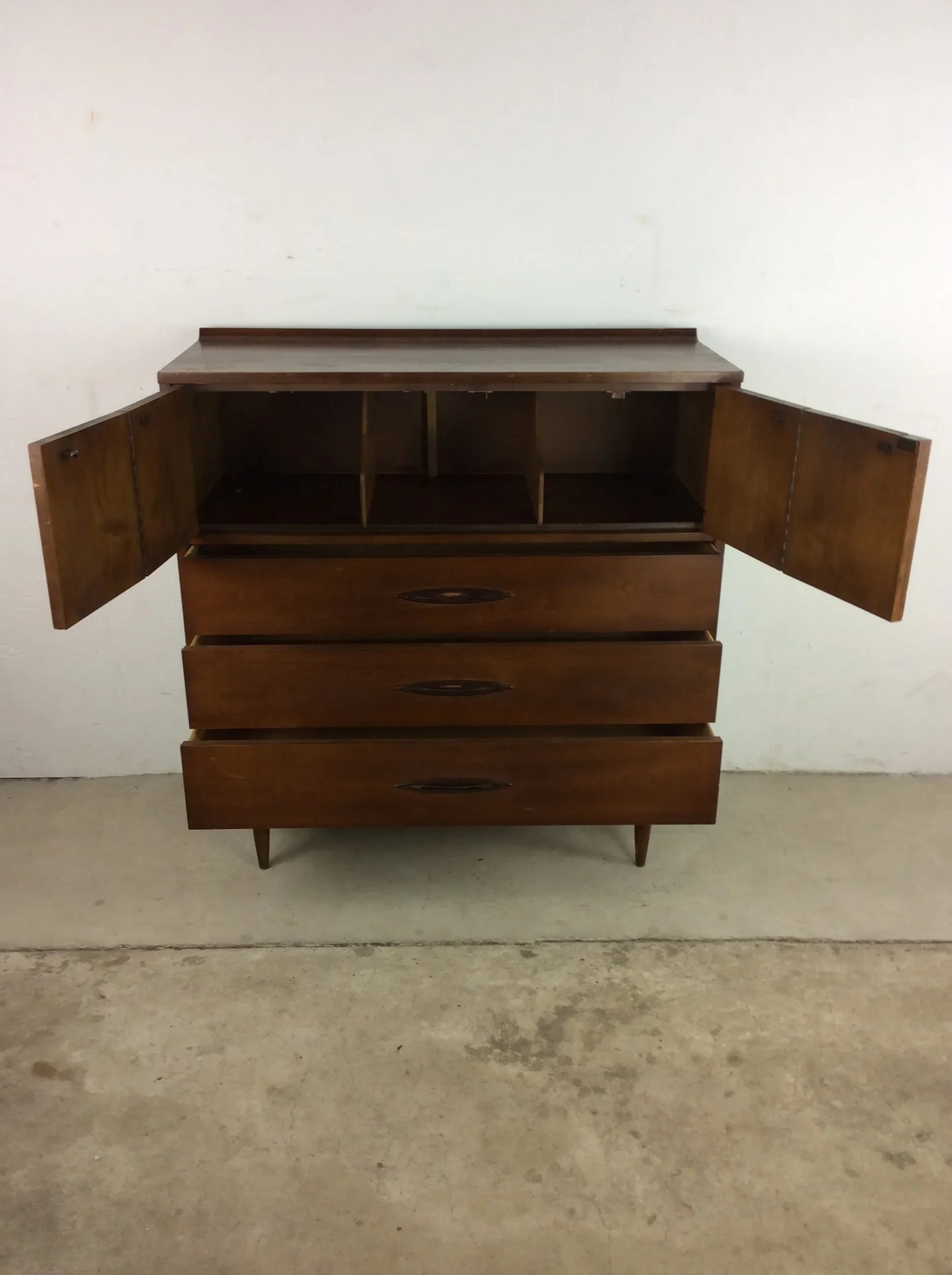 Mid Century Modern Broyhill Sculpture Highboy Dresser - 6