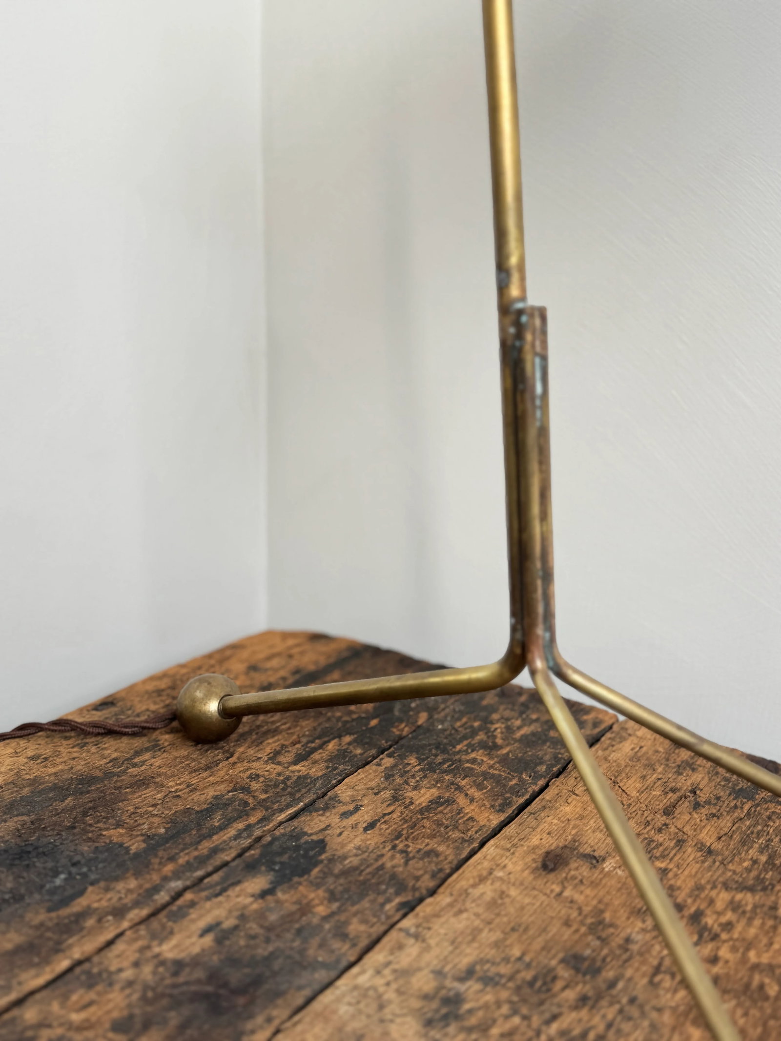 Contemporary Brass Fountainhead Desk Lamp - 9