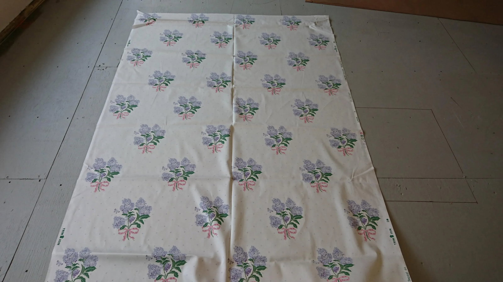 Ann Dennis "Liana" Fabric - 61 Yards - 7