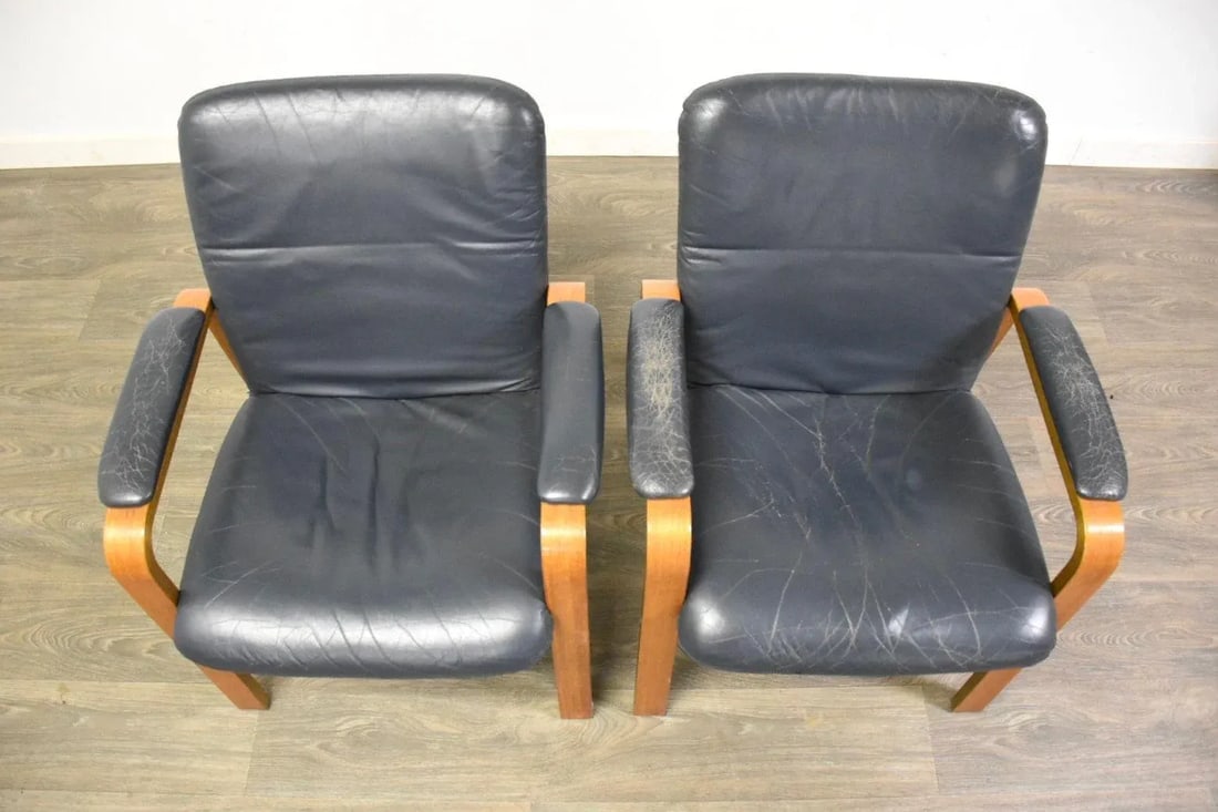 Ekornes Blue Leather and Teak Lounge Chairs - a Pair - 5