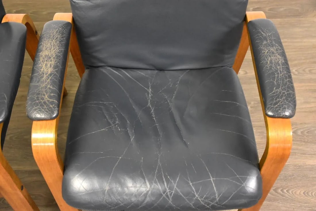 Ekornes Blue Leather and Teak Lounge Chairs - a Pair - 7