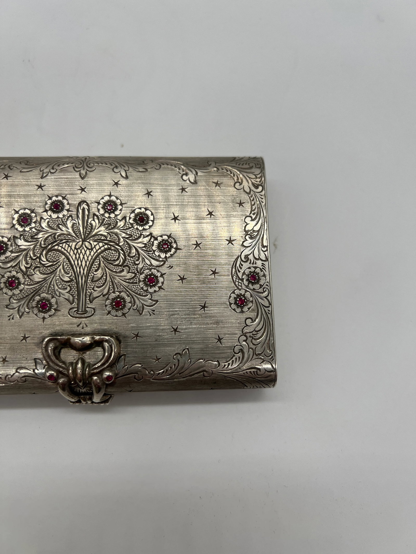 Antique Italian 800 Hand Chased Silver & Ruby Inset Minaudiere Vanity Case - 6