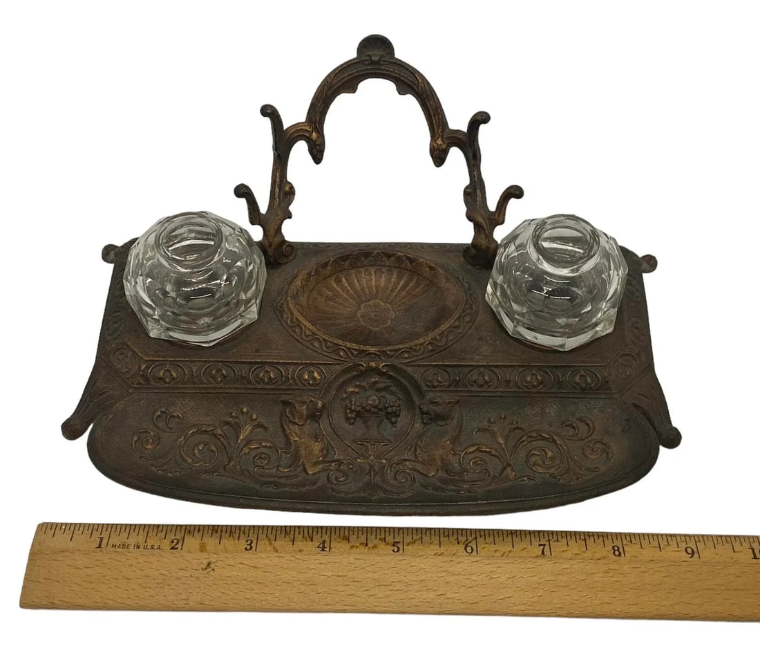 Late 19th Century German Art Nouveau Heavy Bronze and Crystal Ink Well Stand Made by Fr Malchow Fct. - 10