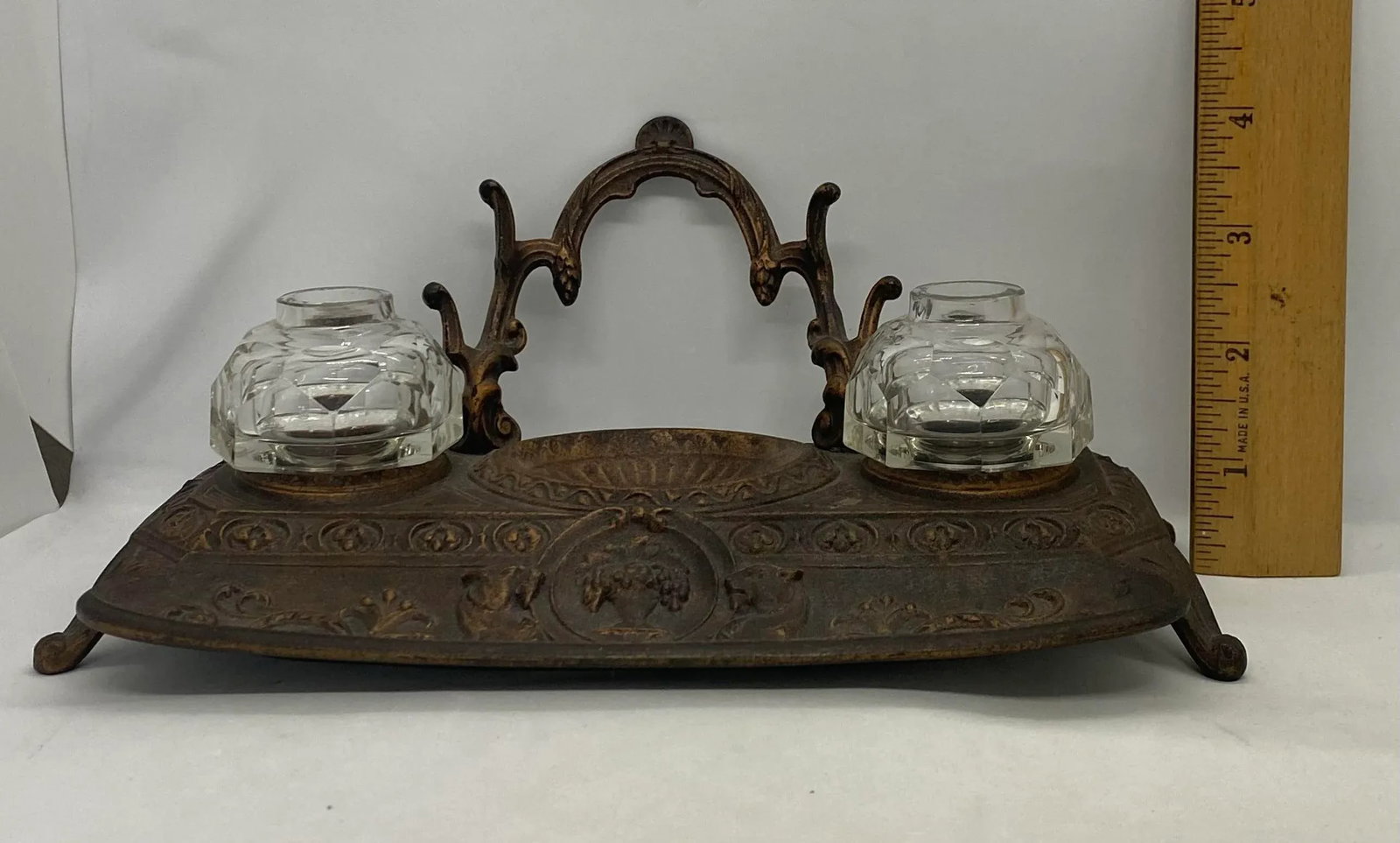Late 19th Century German Art Nouveau Heavy Bronze and Crystal Ink Well Stand Made by Fr Malchow Fct. - 11
