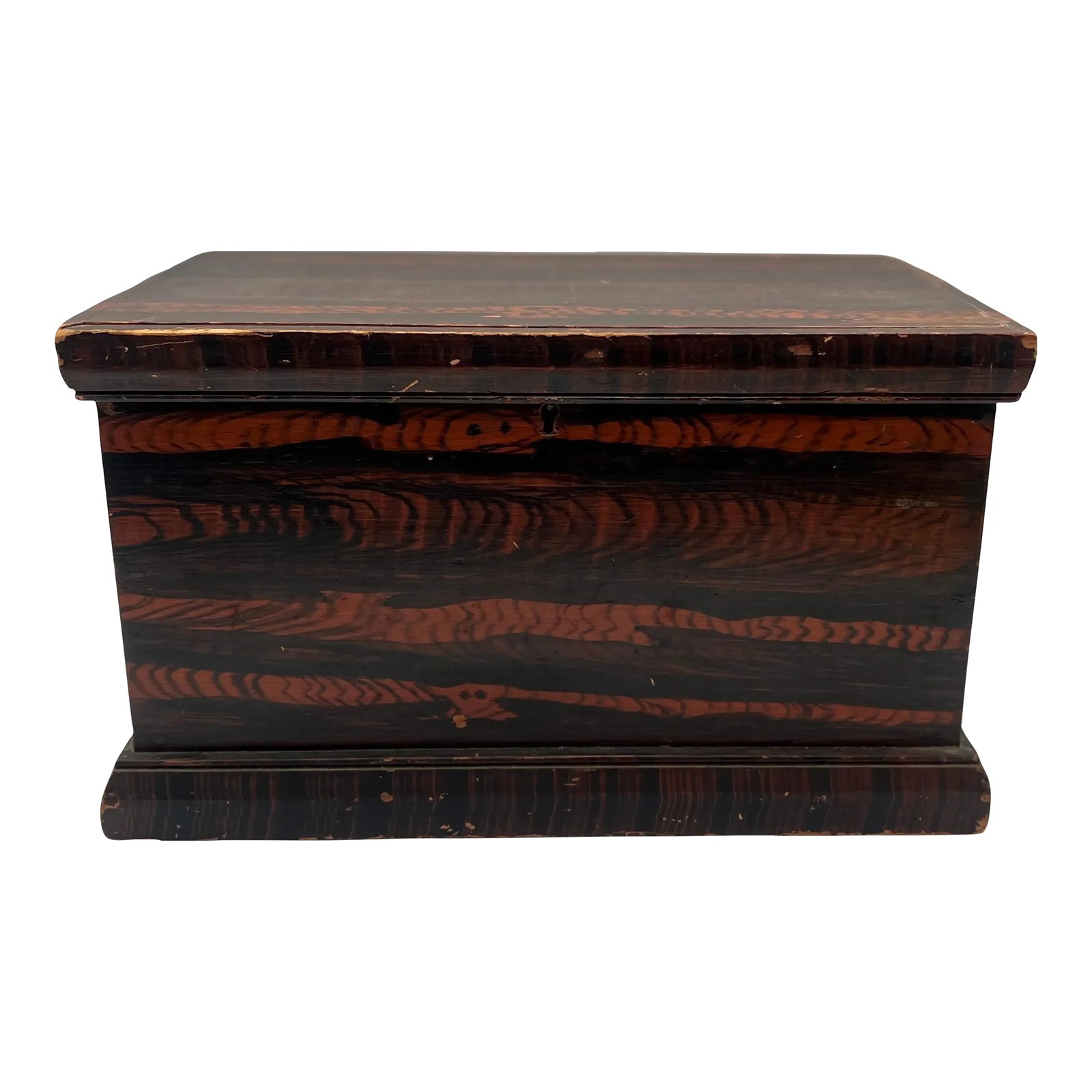 Spectacular American Grain Painted Strong Box, New England Circa 1800: American Likely New Hampshire or Massachusetts, circa 1800. This stunning quality antique strong box or storage box is constructed with a light wood possibly pine, poplar or burch. The exterior is han