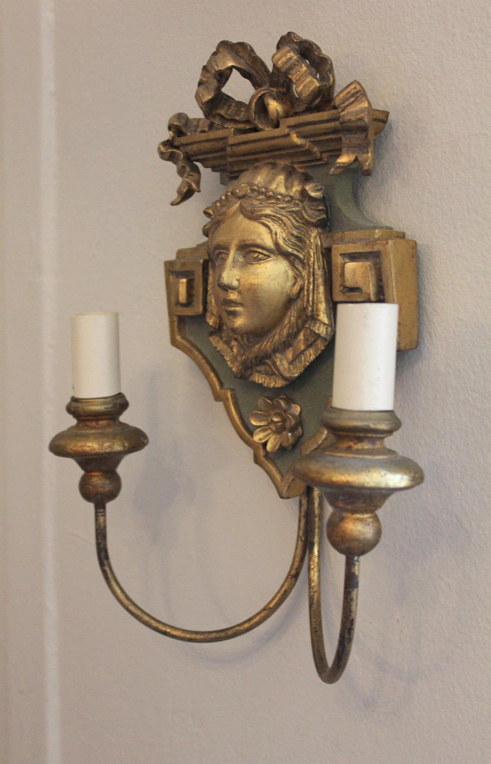20th Century Neoclassical Wooden Double-Arm Sconce - 6