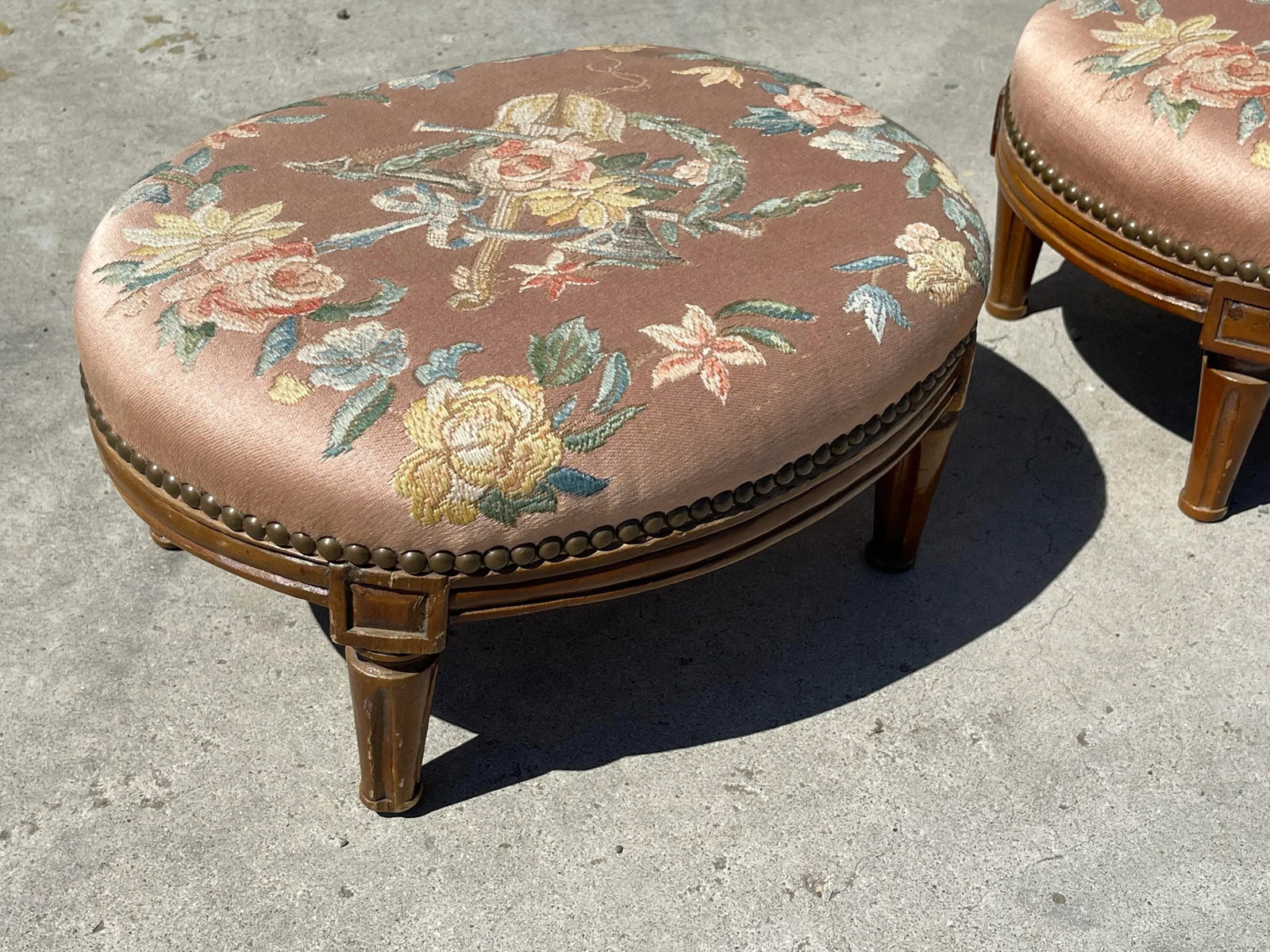 Pair of French Louis XVI Early 20th Century Foot Stools - 3