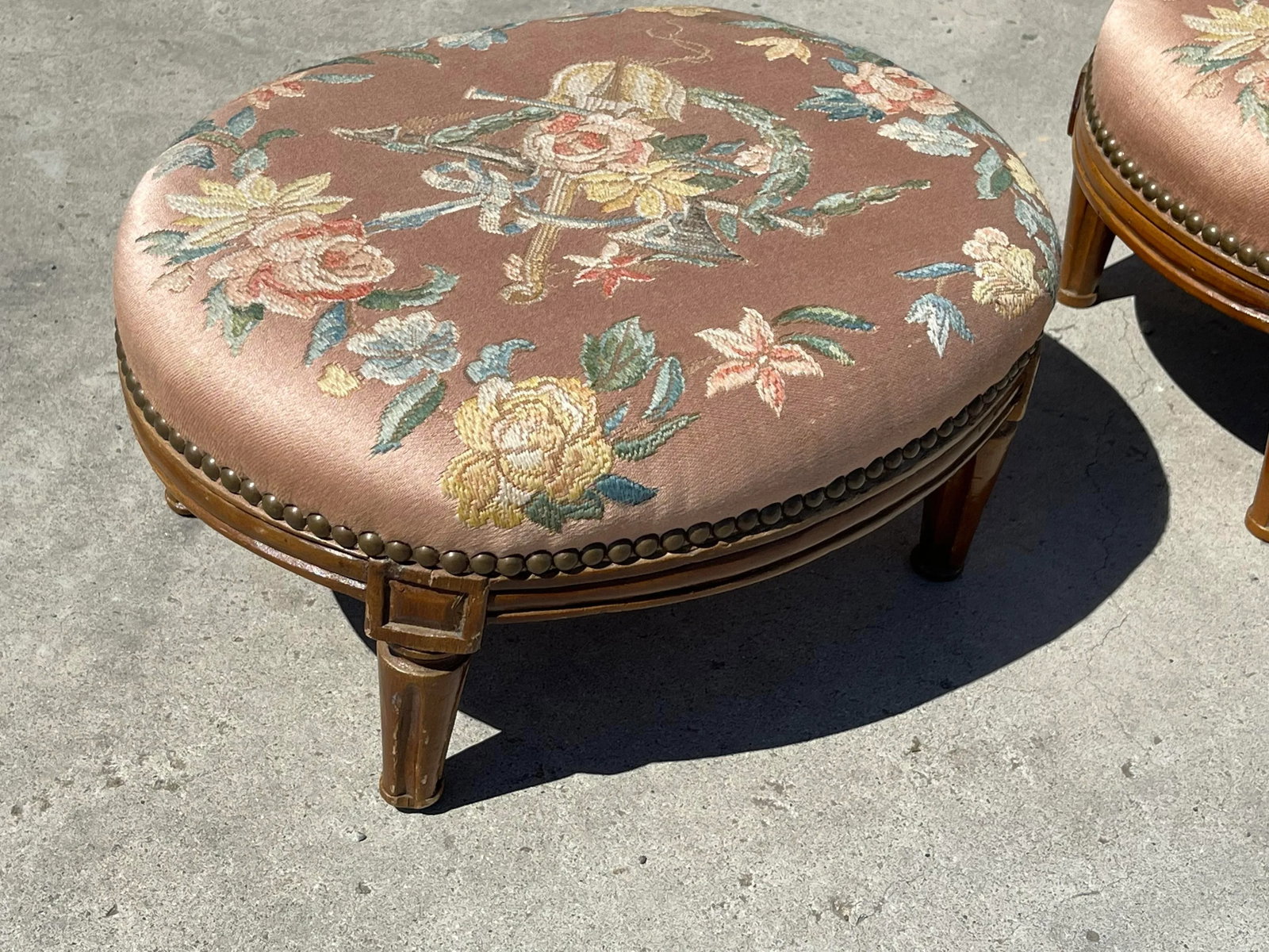 Pair of French Louis XVI Early 20th Century Foot Stools - 4