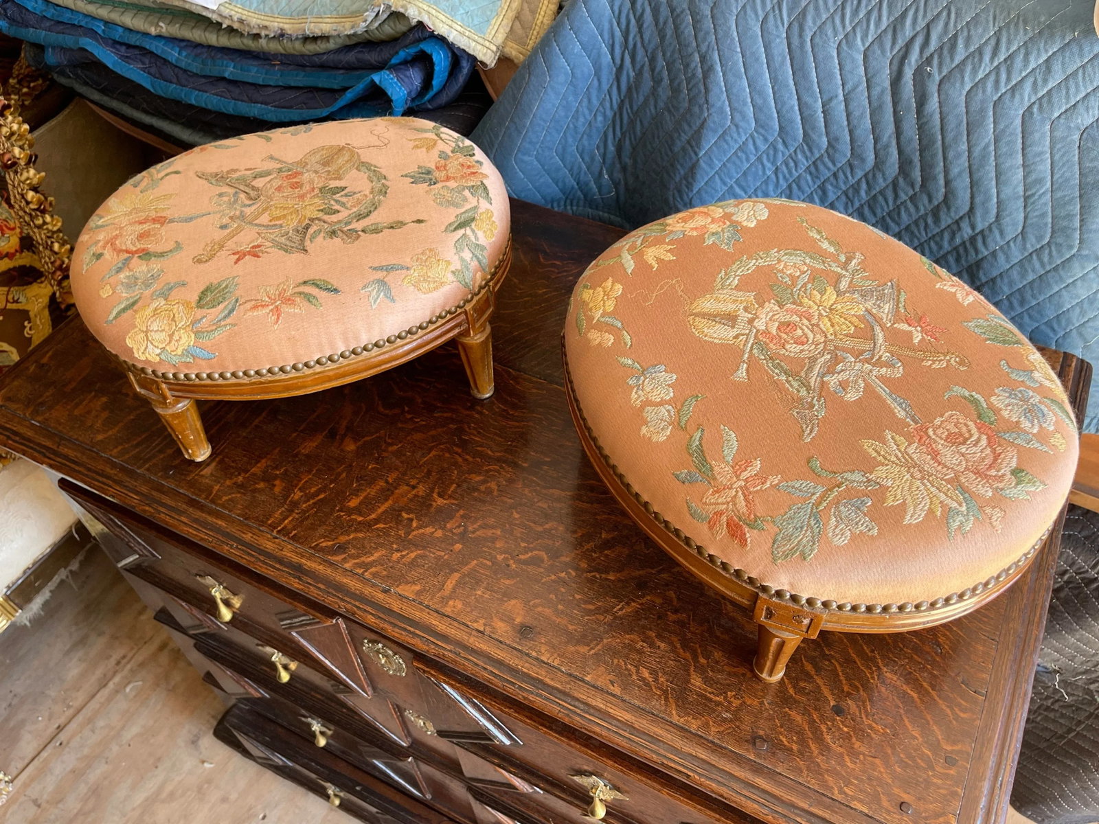 Pair of French Louis XVI Early 20th Century Foot Stools - 7