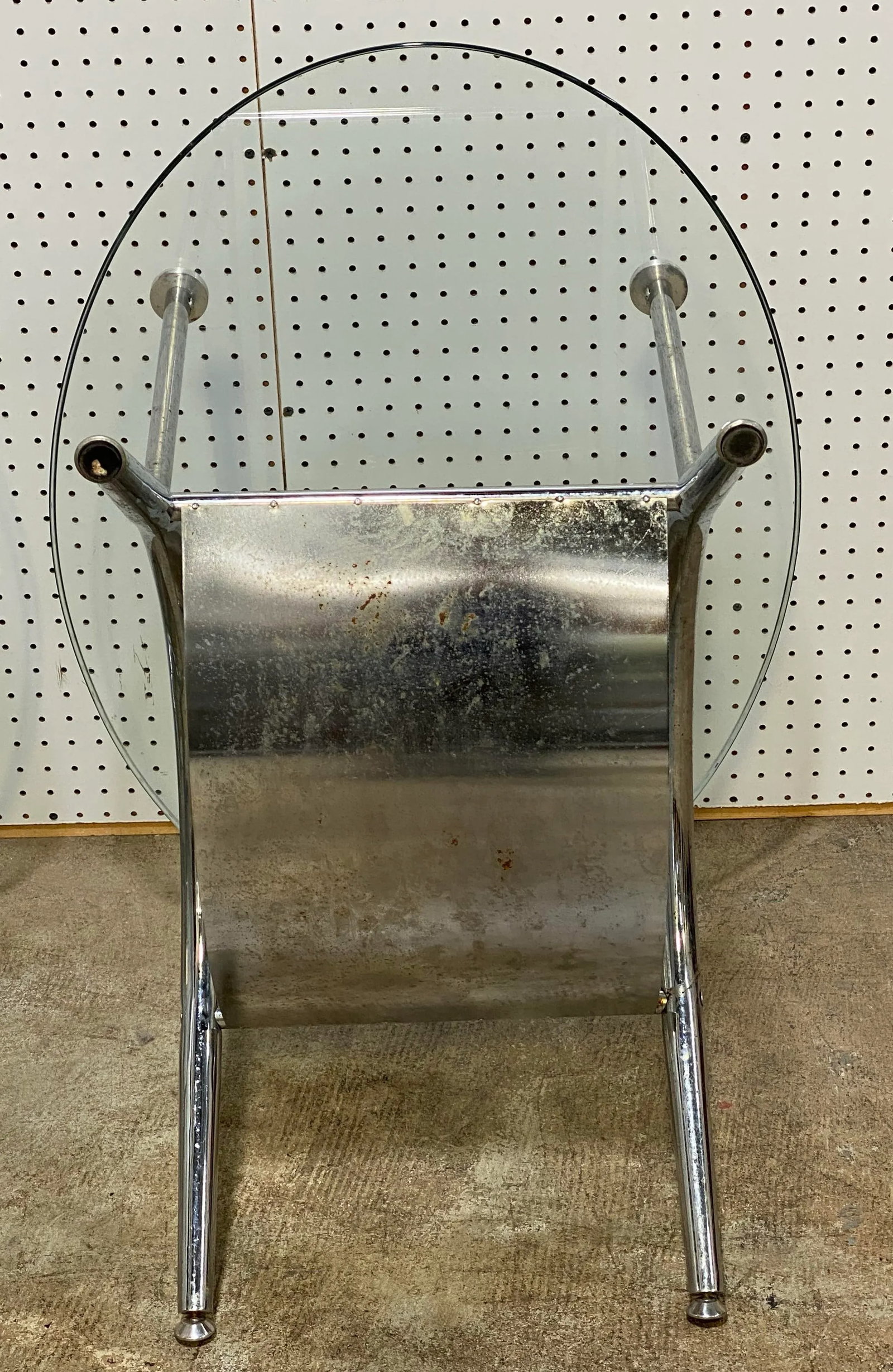 Mid 20th Century Mid Century Modern Chrome and Oval Glass Top Side Tables - a Pair - 10