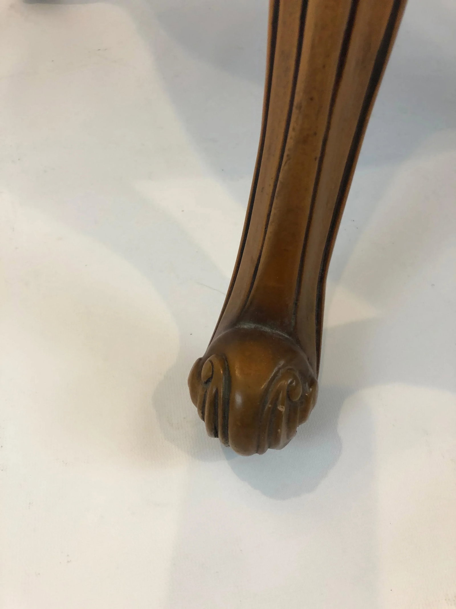 1980s Vintage Regal Louis XVI Style Girard Emilia Hand Carved Italian Armchair - 12