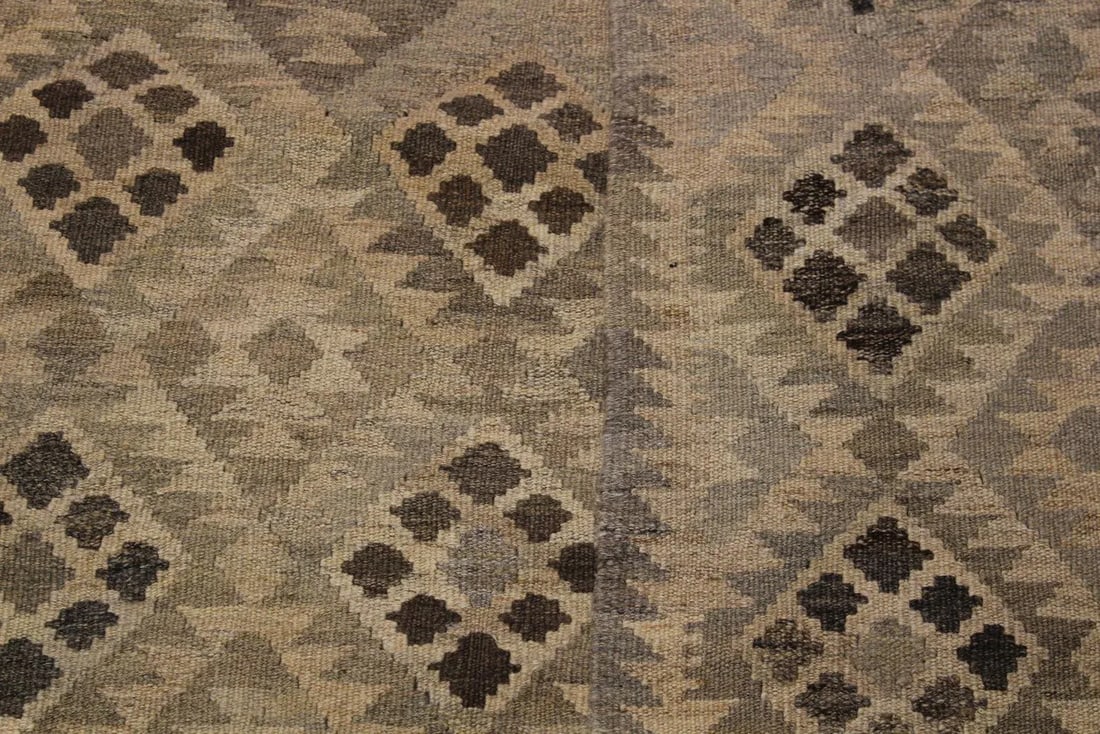 Boho Chic Kilim Tan Hand-Woven Wool Rug - 4'6'' * 6'7'' - 6