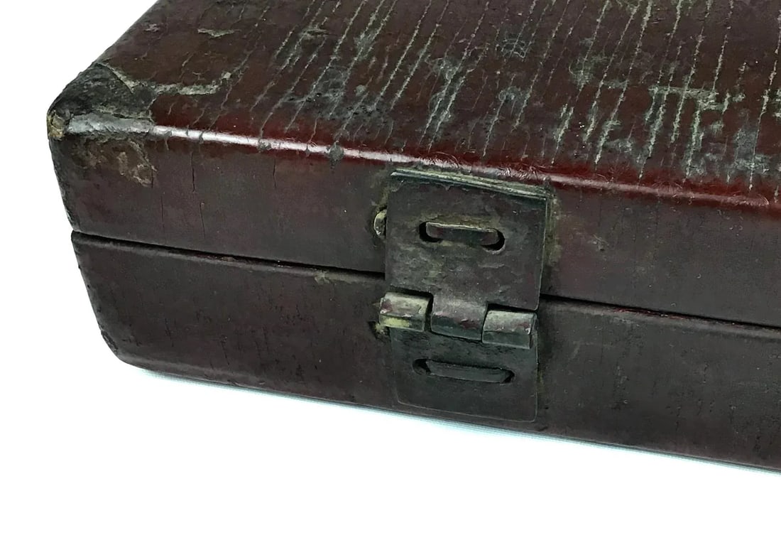 1900s Chinoiserie Leather Document Box - 10