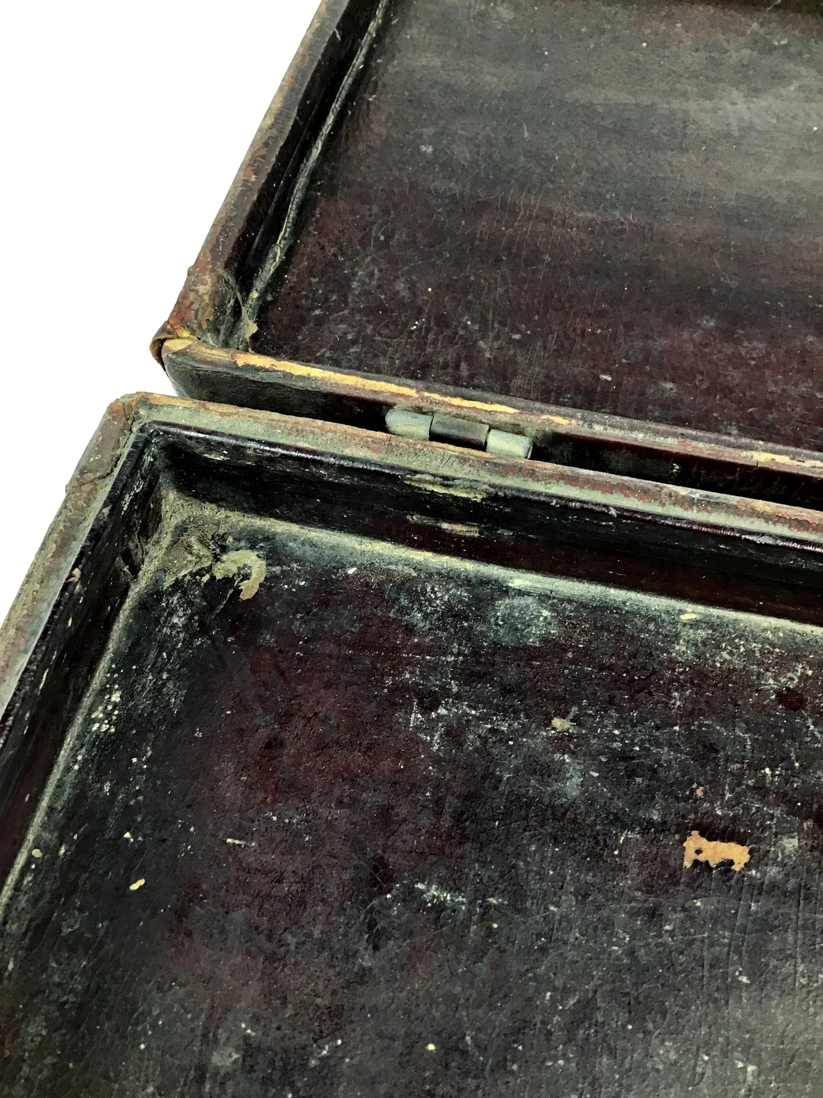 1900s Chinoiserie Leather Document Box - 8