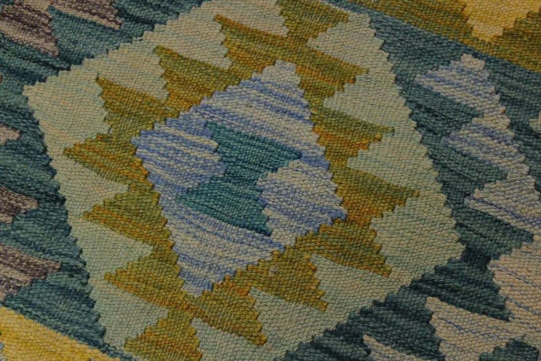 Navajo Style Kilim Hand-Woven Wool Rug -5'3 X 6'8 - 4