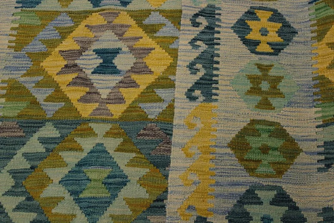 Navajo Style Kilim Hand-Woven Wool Rug -5'3 X 6'8 - 7
