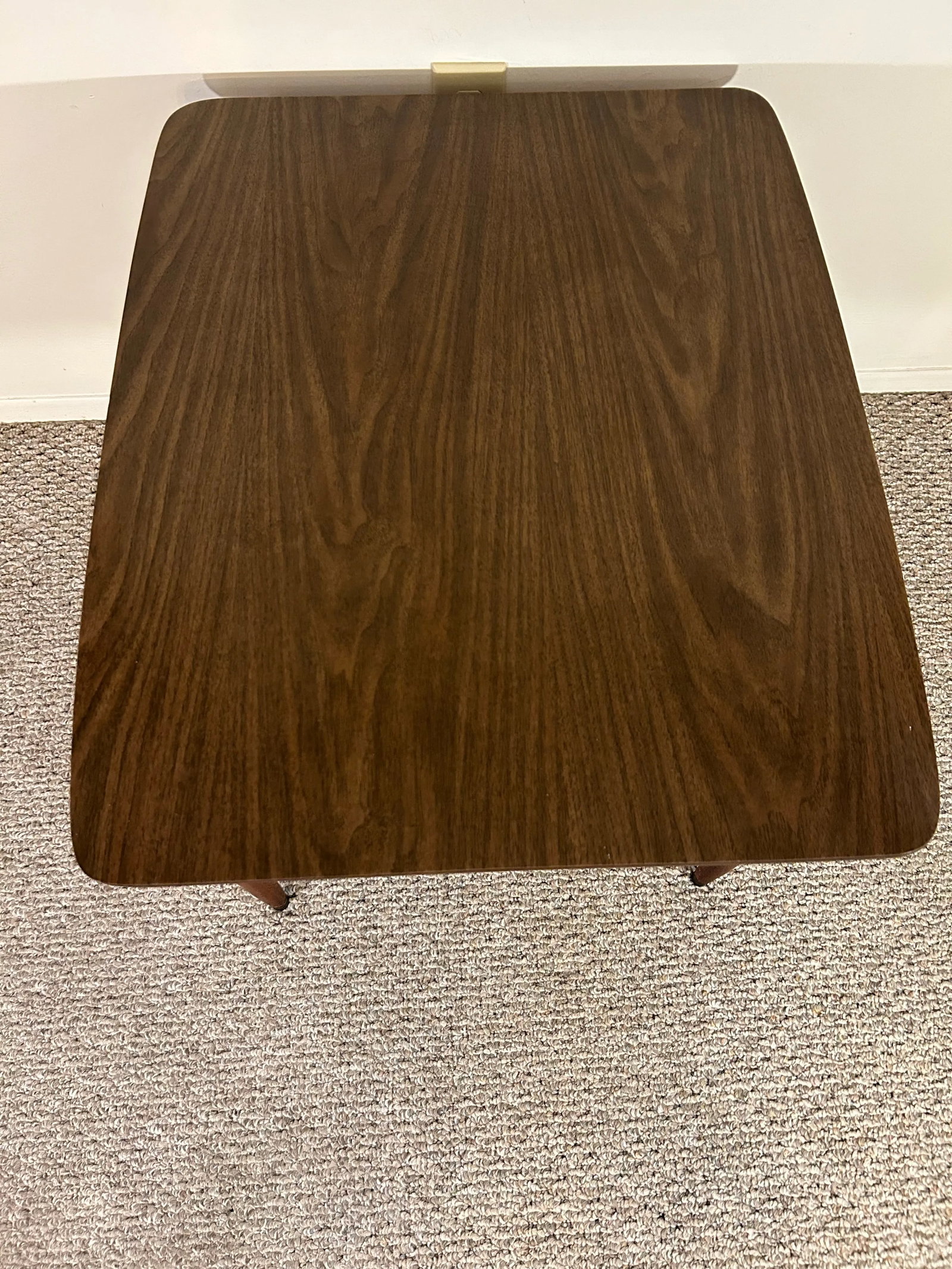 1960s Vintage American of Martinsville Walnut Side Table - 4