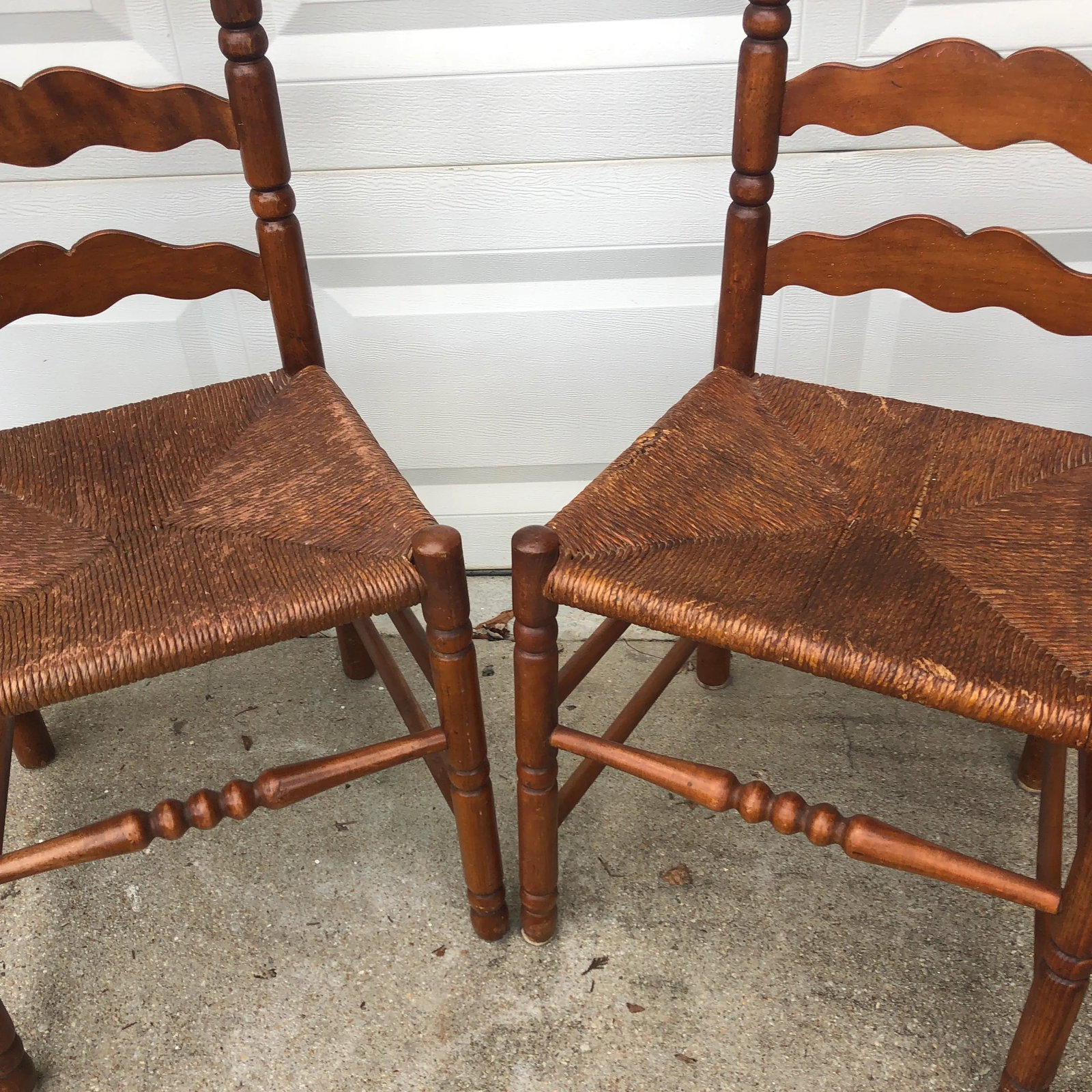 1970s Vintage Italian Rush Seating Caned Farm Chairs - 4