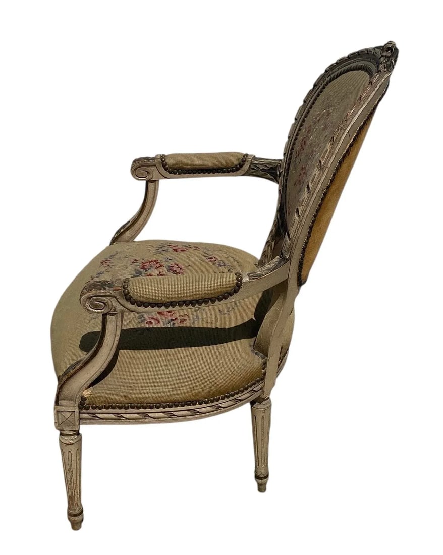 1930s Vintage French Provincial Fauteuil Chair With Floral Needlepoint Design - 2
