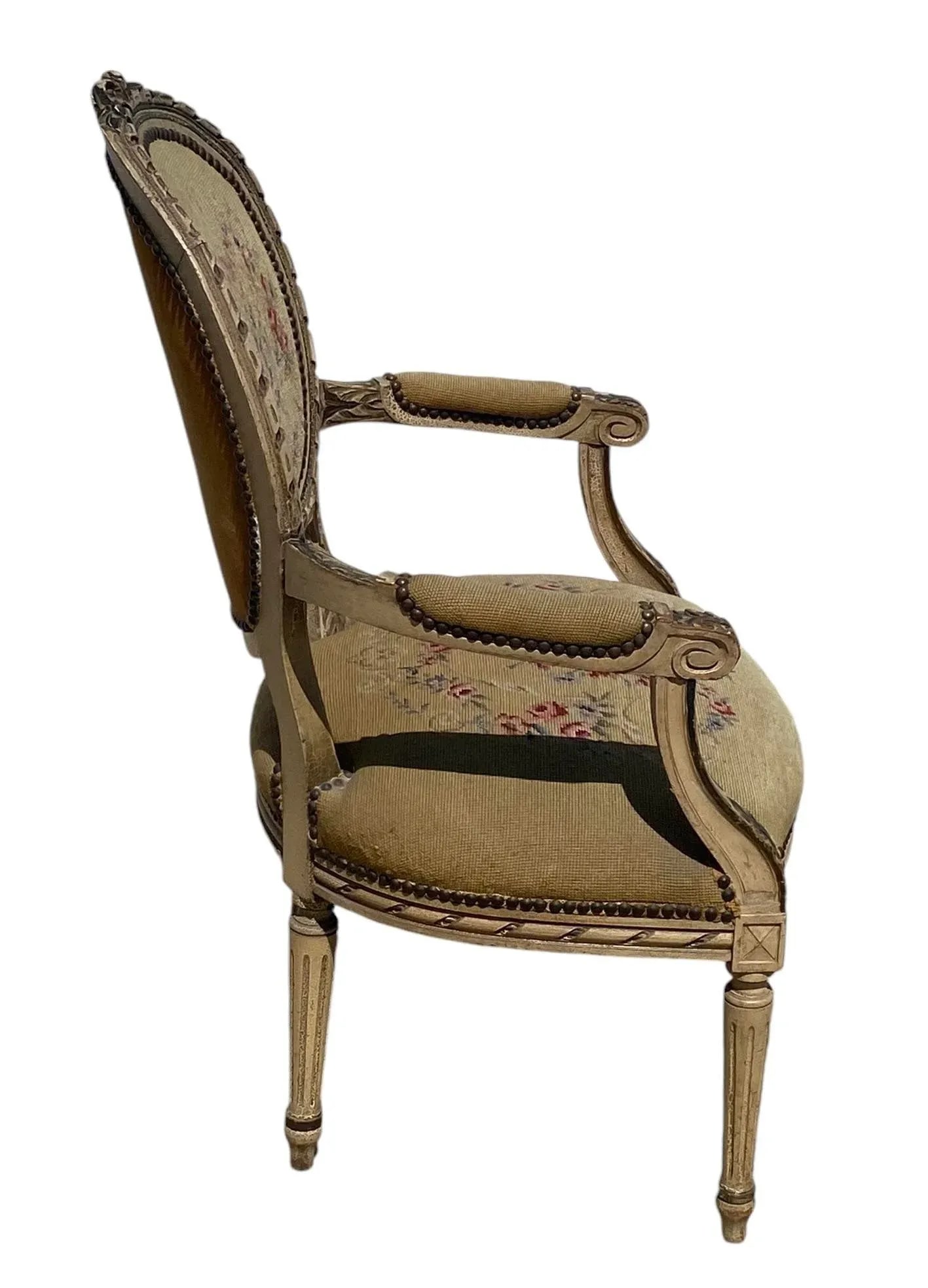 1930s Vintage French Provincial Fauteuil Chair With Floral Needlepoint Design - 6