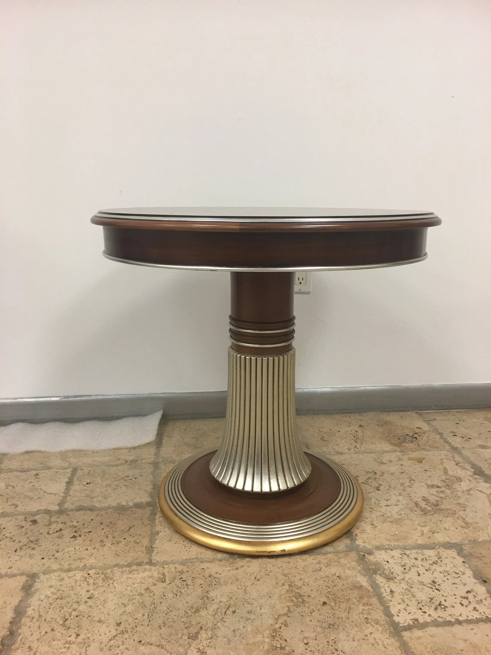 100% Made in Italy by Caspani Tino . Walnut Wood Side Table - 2