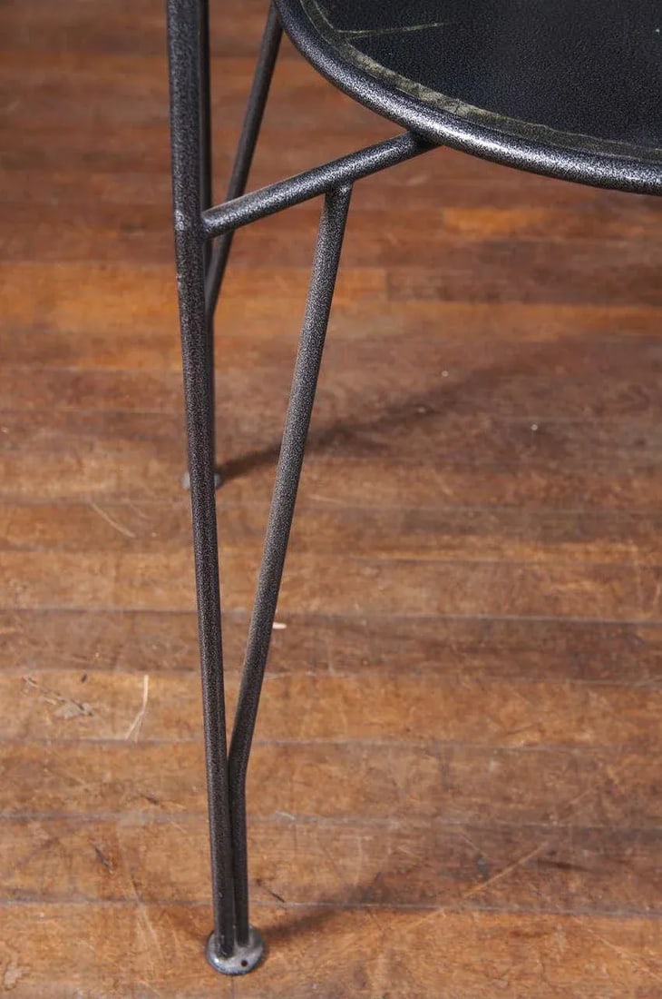 Powder-Coated Lune d'Argent Metal Armchairs - a Pair - 5