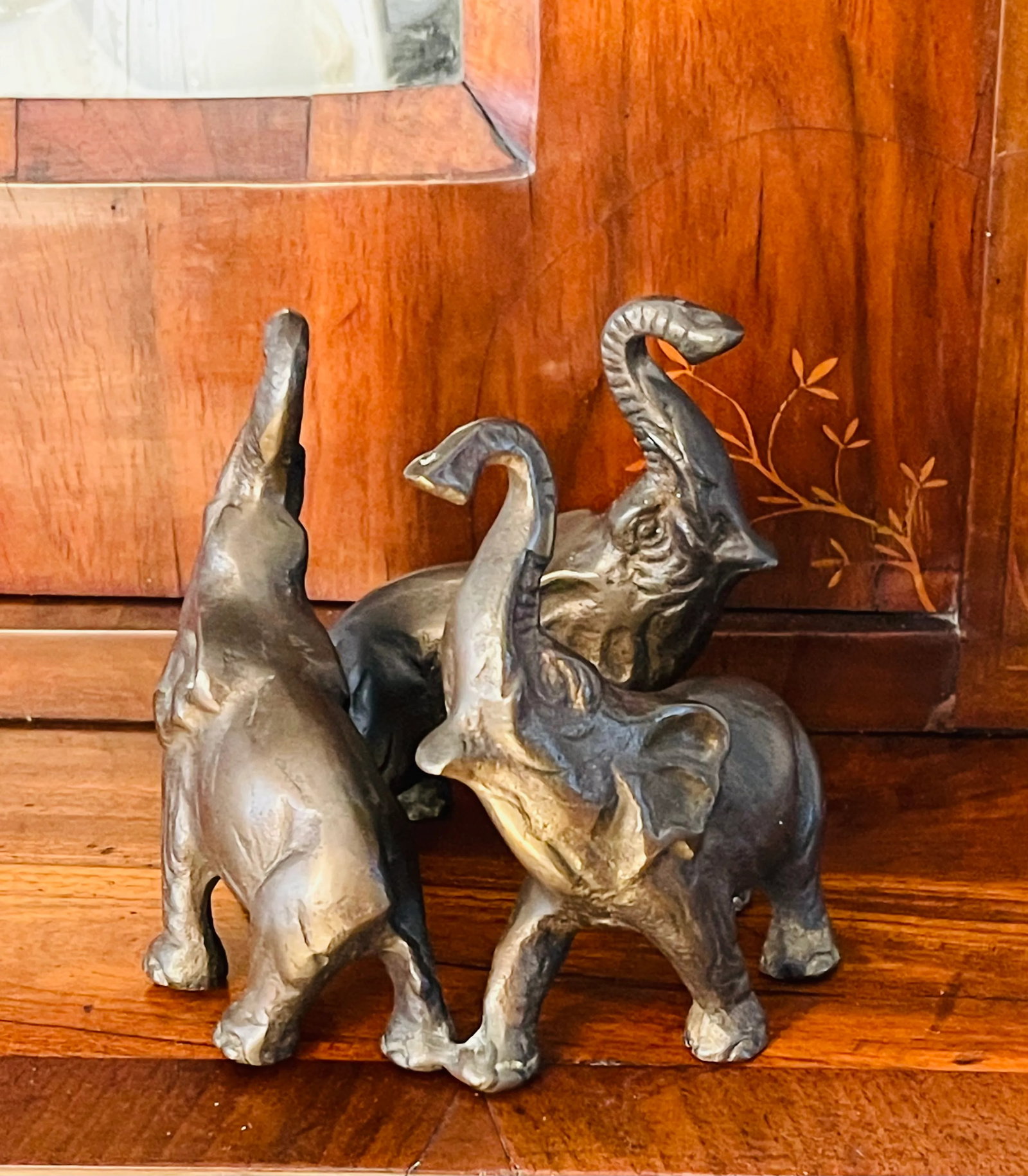 1970s Boho Vintage Bronze Elephants Sculpture Base - 3