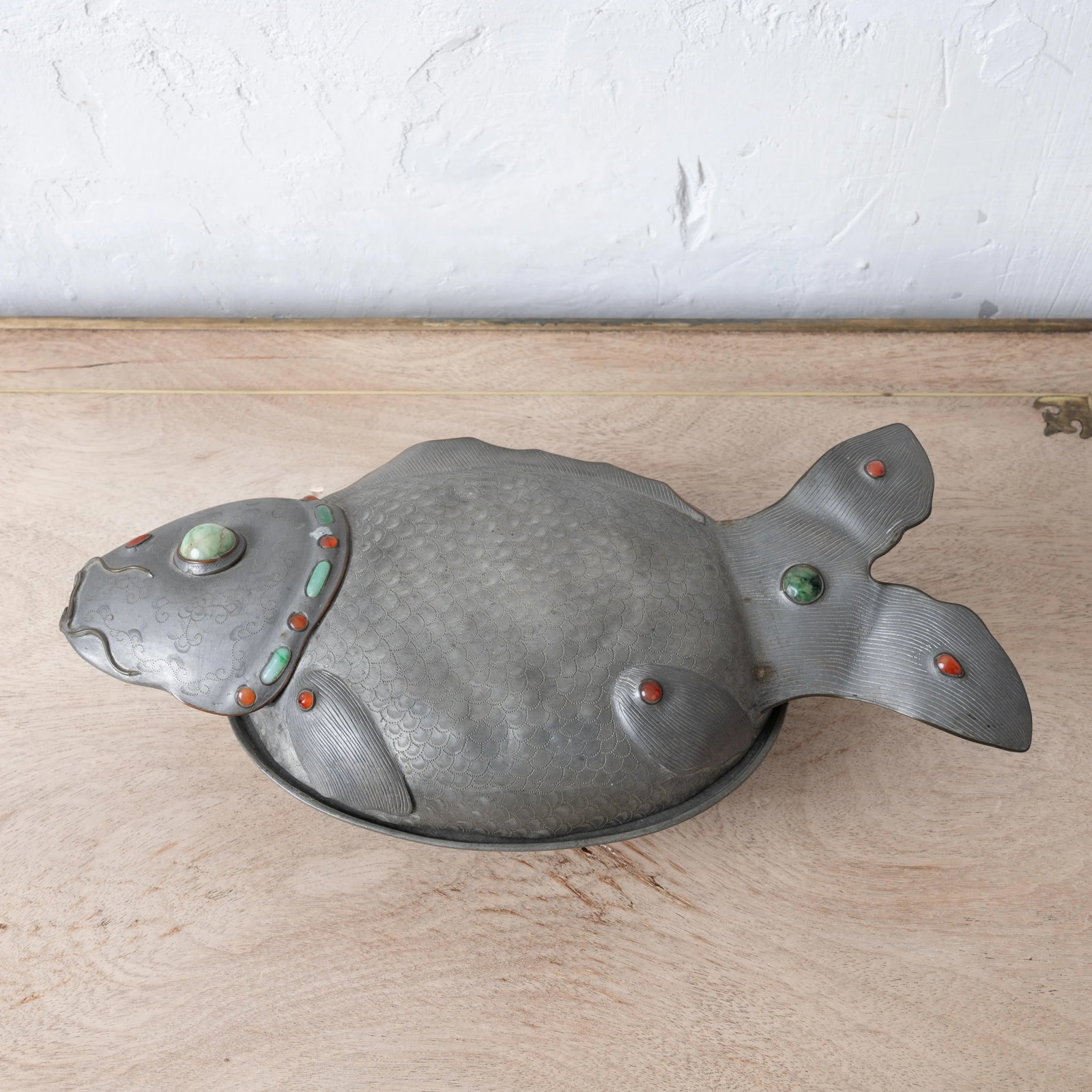 A Chinese Pewter Koi Fish Tureen, 19th Century - 9