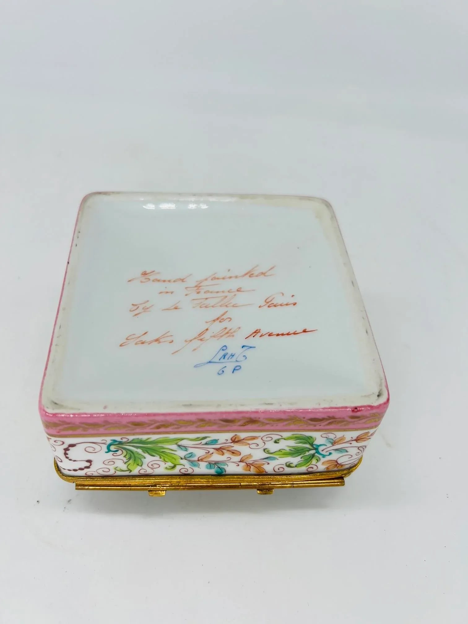 Vintage Le Tallec Enamel Decorated & Gilt Porcelain Box Circa 1982 for Saks - 6