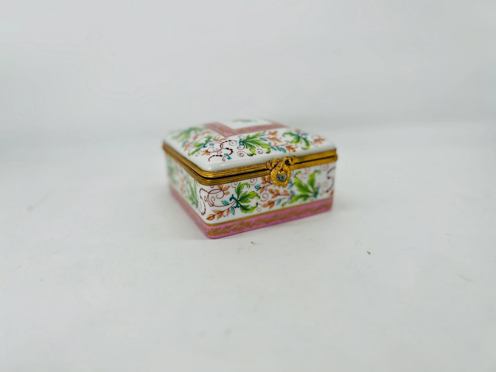 Vintage Le Tallec Enamel Decorated & Gilt Porcelain Box Circa 1982 for Saks - 7