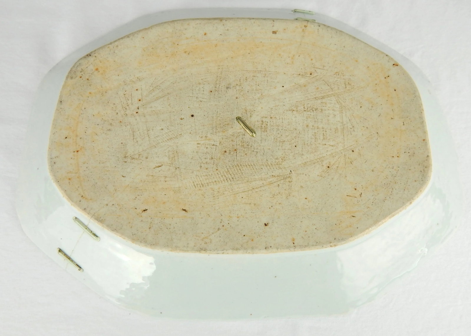 Late 18th - Early 19th Century Canton Platter With Old Staple Repairs - 10