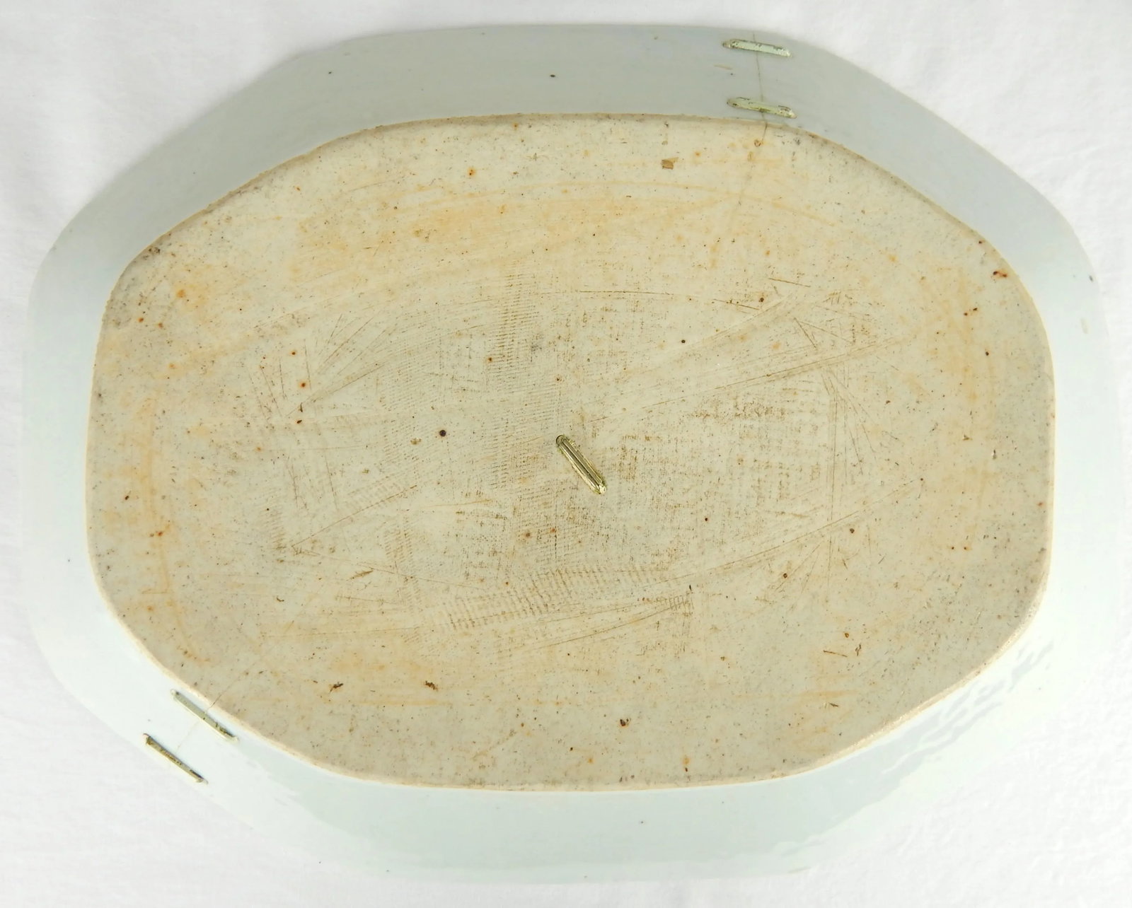 Late 18th - Early 19th Century Canton Platter With Old Staple Repairs - 8