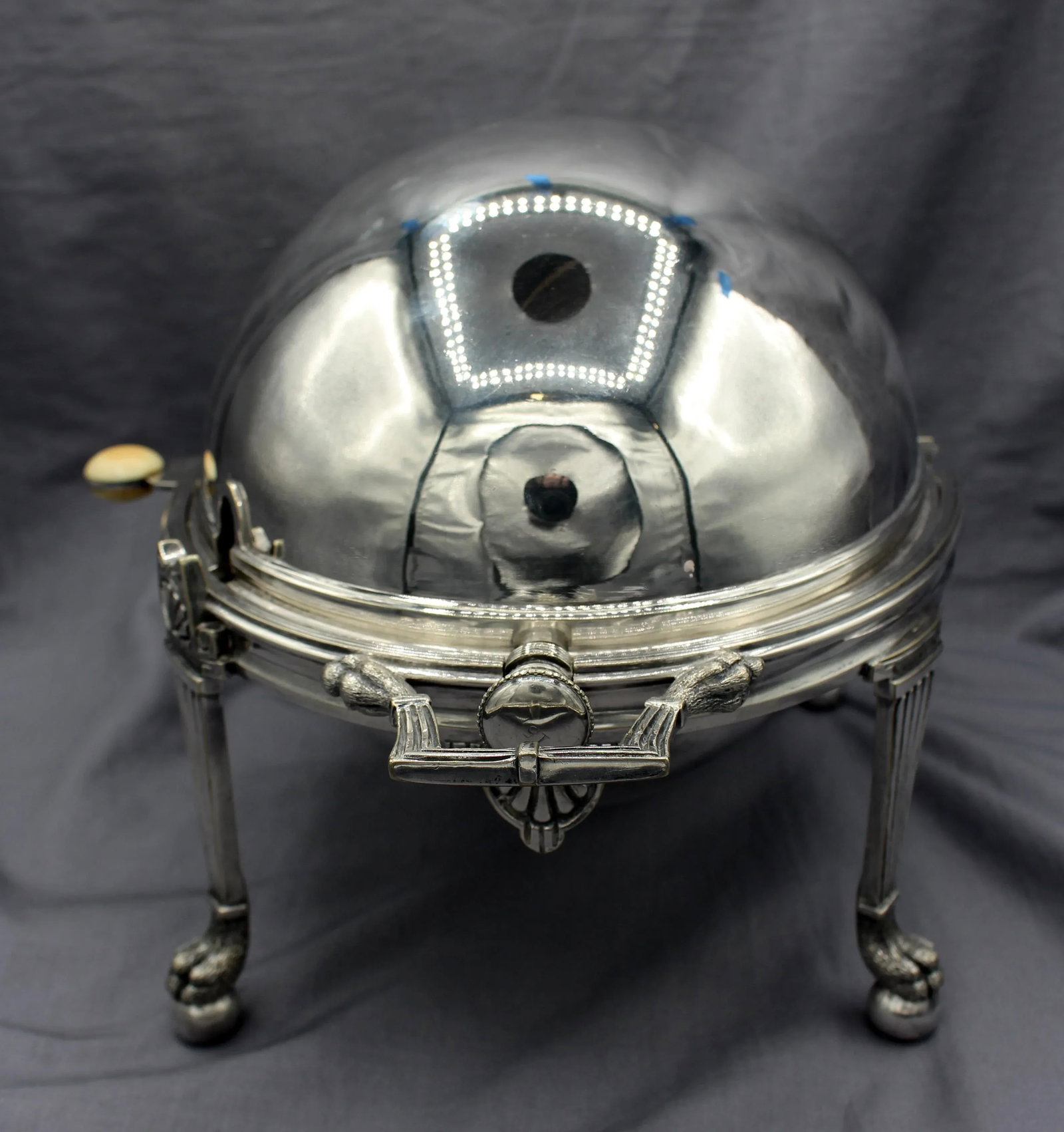 C. 1880s Egyptian Revival English Revolving Hunt Tureen - 4