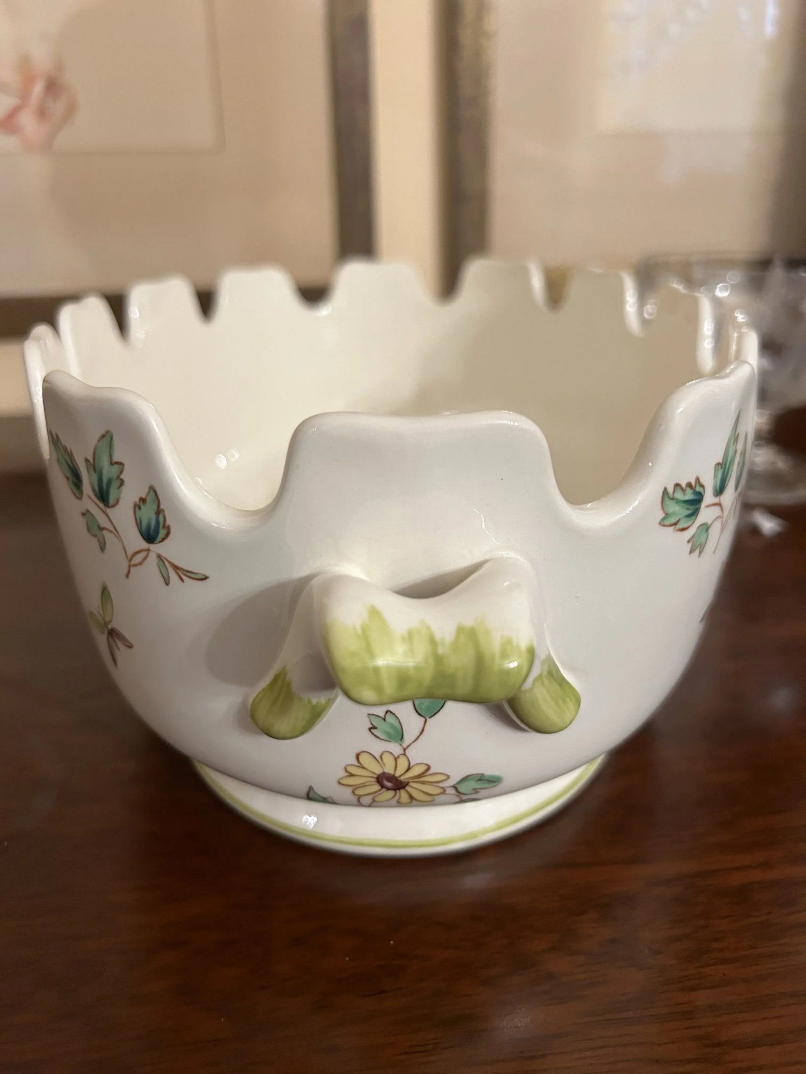 Early 20th Century Longchamp Ceramic Painted Cachepot - 3