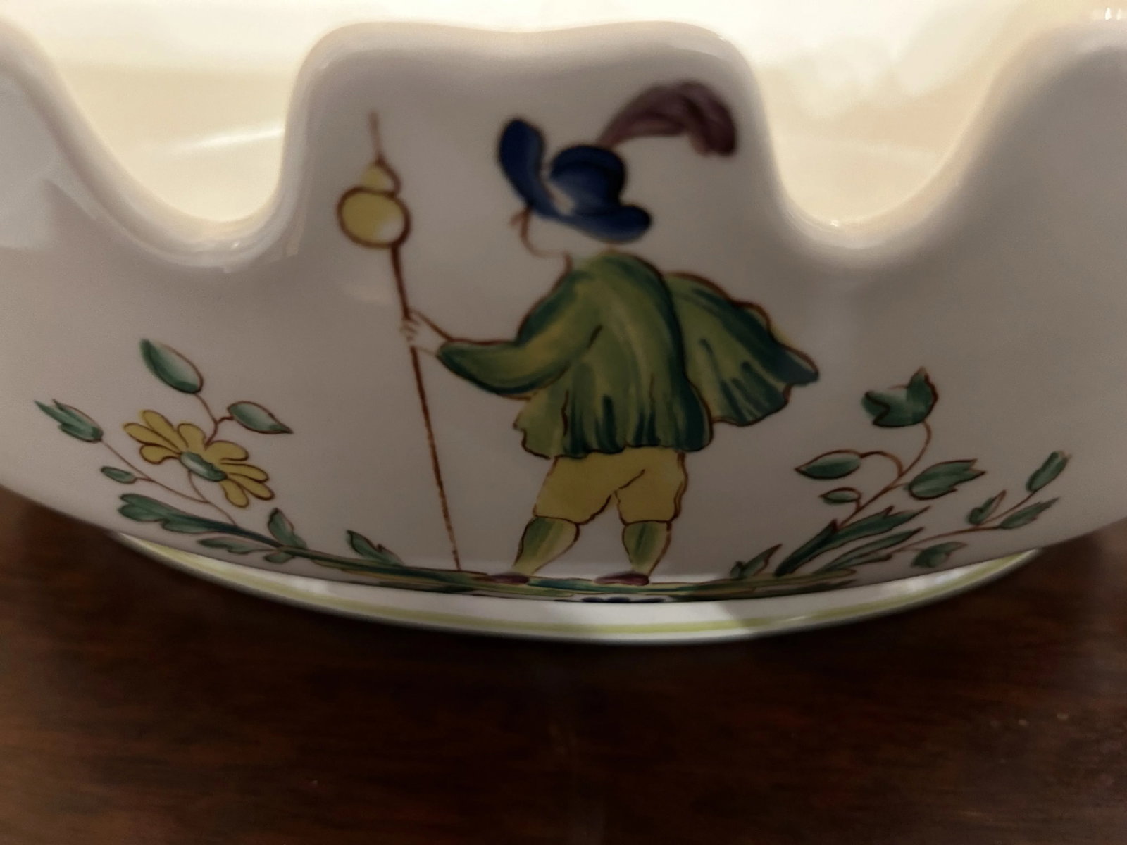Early 20th Century Longchamp Ceramic Painted Cachepot - 6